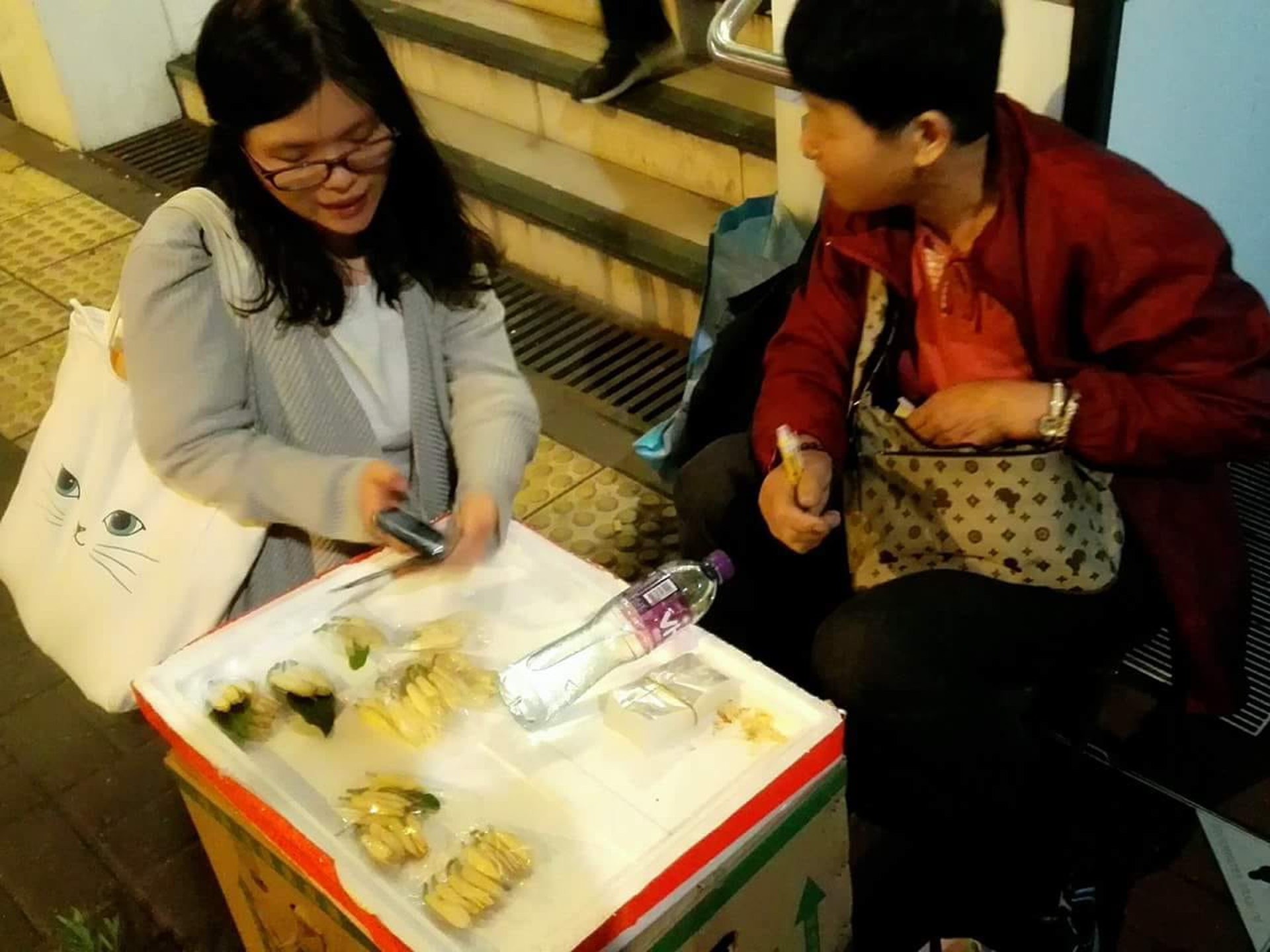 豬年19 香港製造 夫妻檔研製港人專屬香水助基層婦女就業 香港01 18區新聞 豬年19 香港製造 夫妻檔研製港人專屬香水助基層婦女就業 香港01 18區新聞