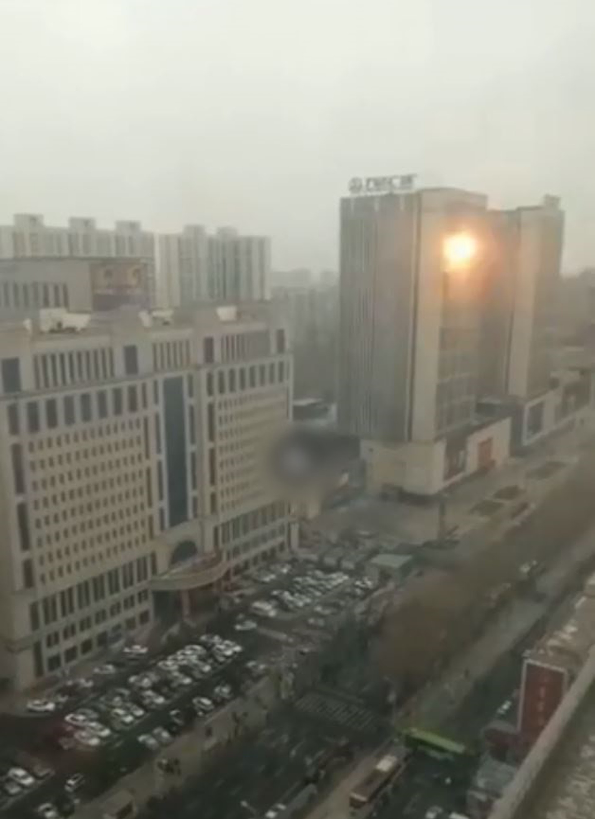 長春萬達廣場1月25日發生爆炸案,致1人死亡、1人受傷。警方通報稱疑犯當場身亡。(網上圖片) 長春萬達廣場1月25日發生爆炸案,致1人死亡、1人受傷。警方通報稱疑犯當場身亡。(網上圖片)