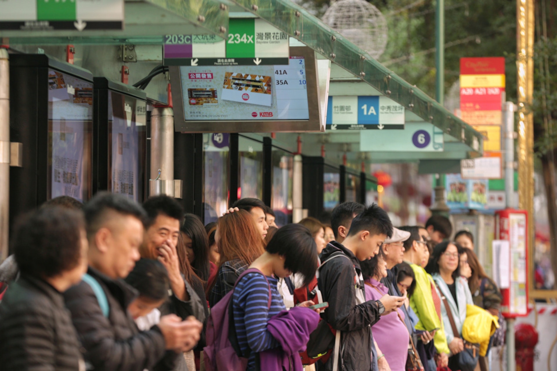 開放數據要量、質、時兼備,才能產生最大的使用價值。出行程式開發者掌握交通工具數據愈多,愈能協助乘客應付突發狀況。(資料圖片/鄧倩螢攝) 開放數據要量、質、時兼備,才能產生最大的使用價值。出行程式開發者掌握交通工具數據愈多,愈能協助乘客應付突發狀況。(資料圖片/鄧倩螢攝)