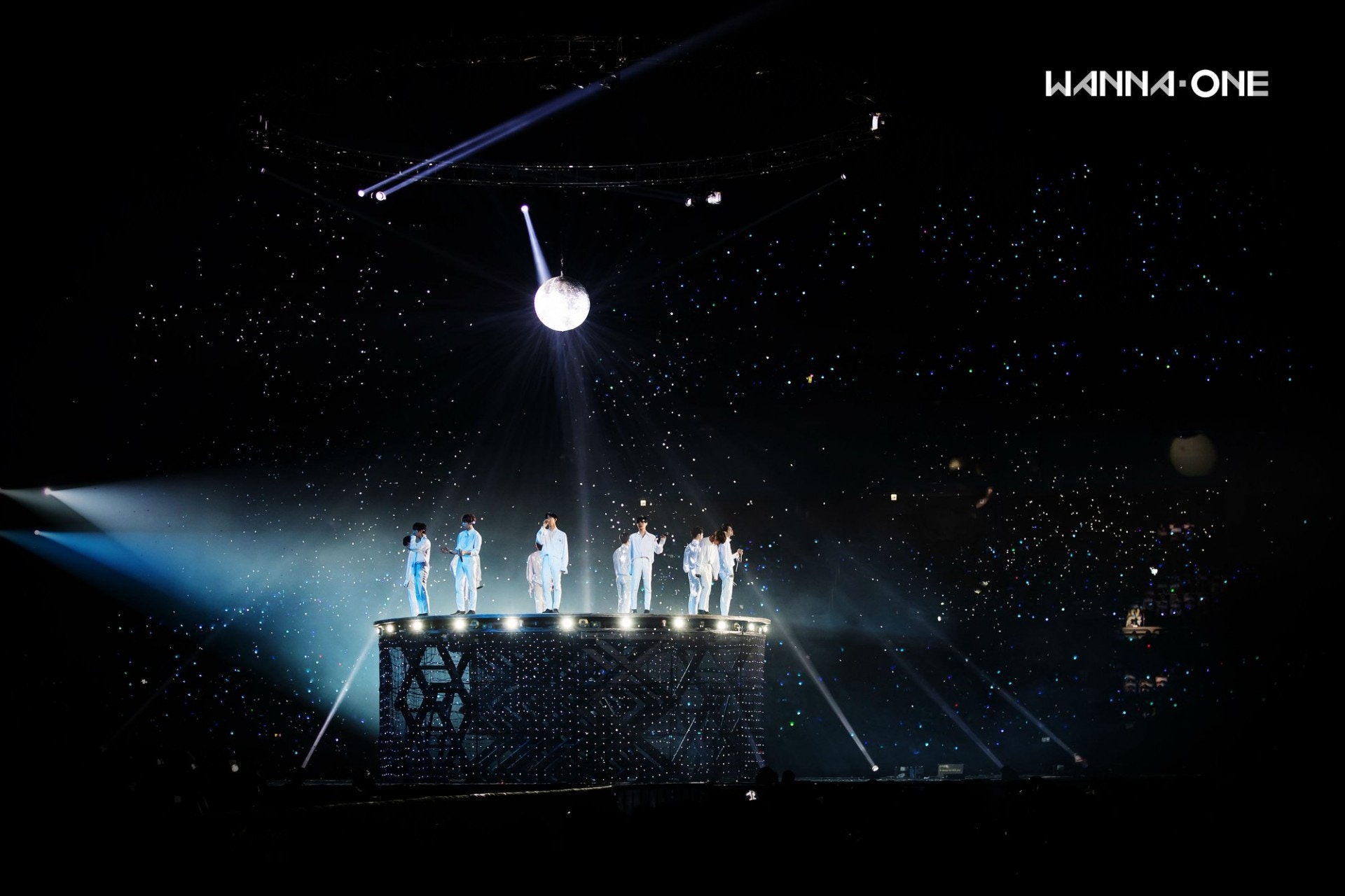 Wanna One最後演唱會催淚位逐個數連搞笑藝人也邊看邊哭 香港01 開罐