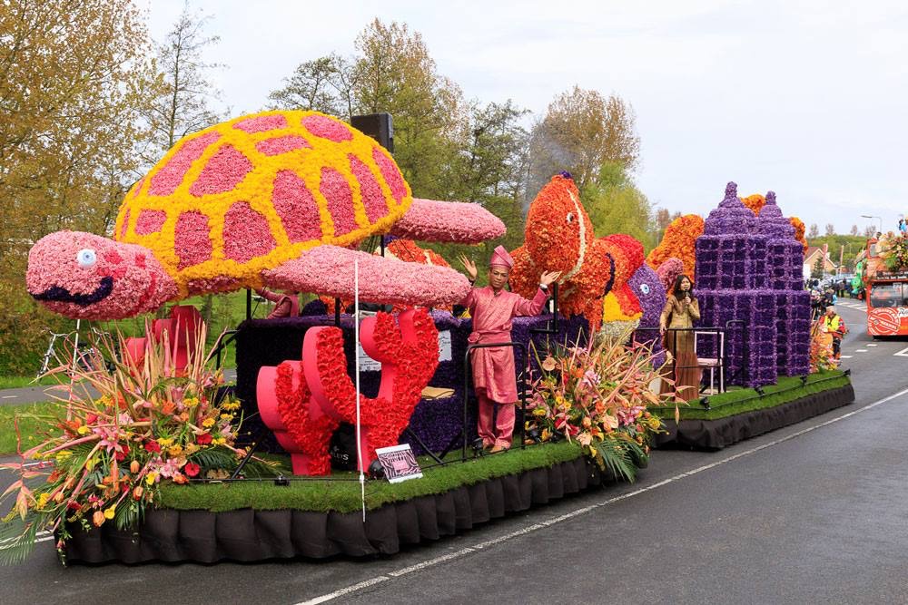 Bloemencorso花車遊行（Bloemencorso Bollenstreek @ Facebook）