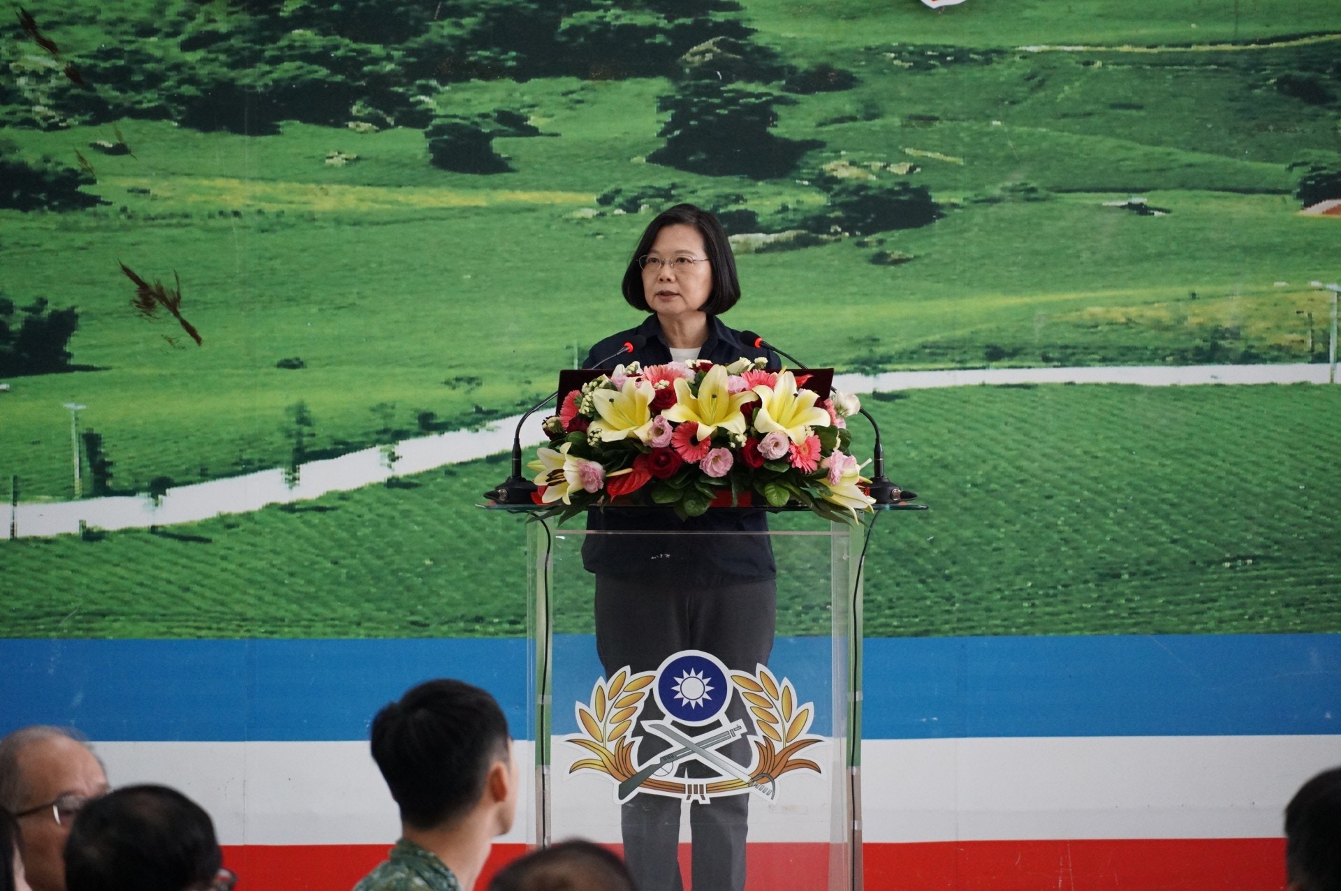 【視察台中軍營】蔡英文：軍事威脅已改變　本島優先部署防空導彈