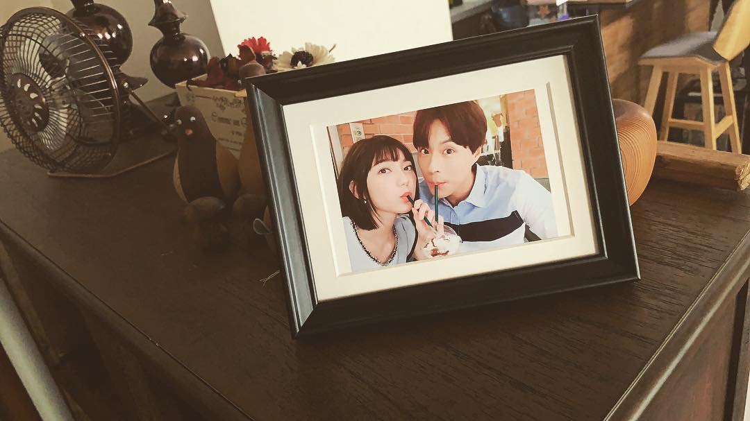 郭雪芙與孫其君在電視劇《我們不能是朋友》中飾演一對情侶。（Instagram：@sunrize0316）