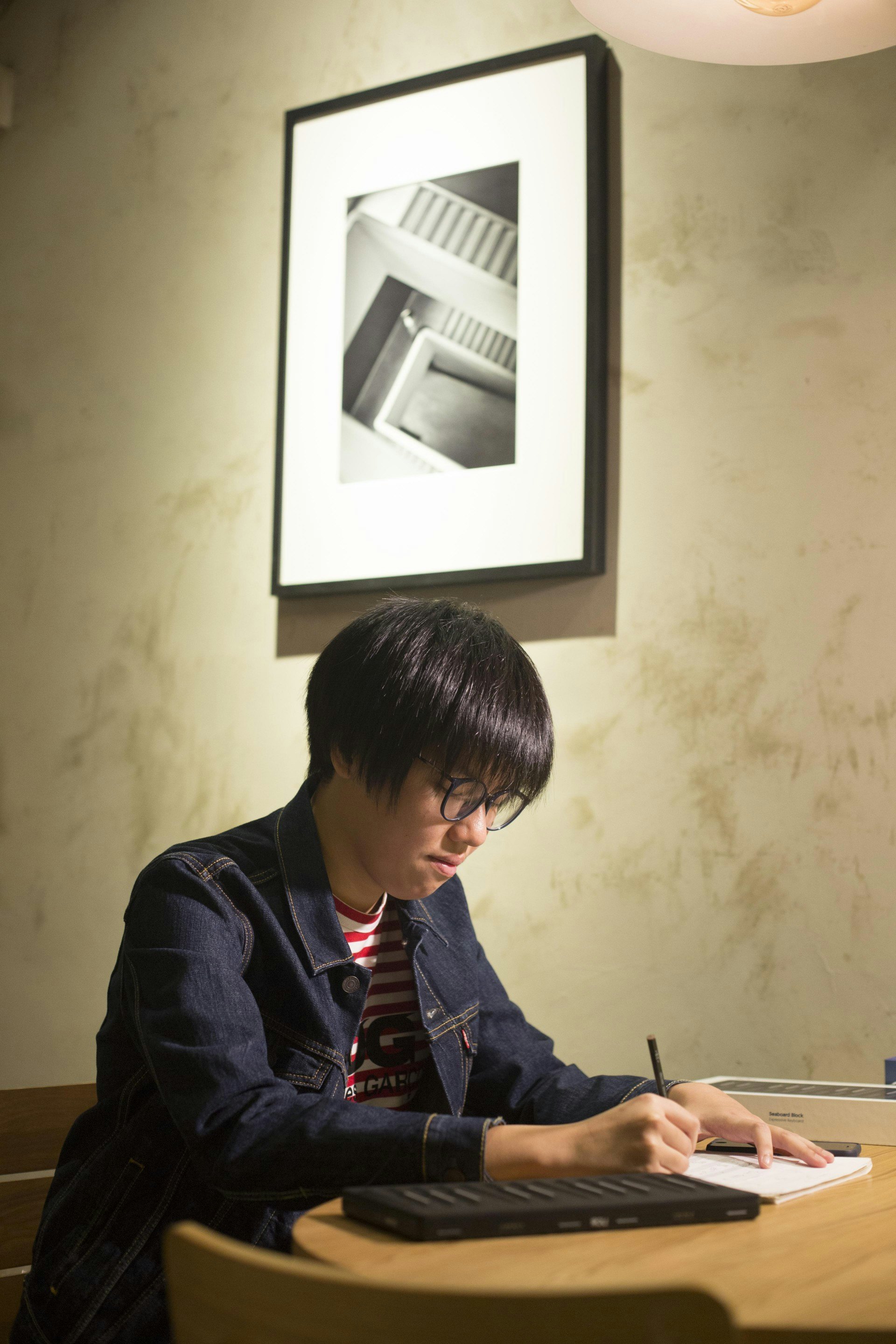 想入行音樂業,中學開始修讀音樂科也有一定幫助,不過要找一間可以DSE專科修讀音樂的學校,卻似乎不太容易。 想入行音樂業,中學開始修讀音樂科也有一定幫助,不過要找一間可以DSE專科修讀音樂的學校,卻似乎不太容易。