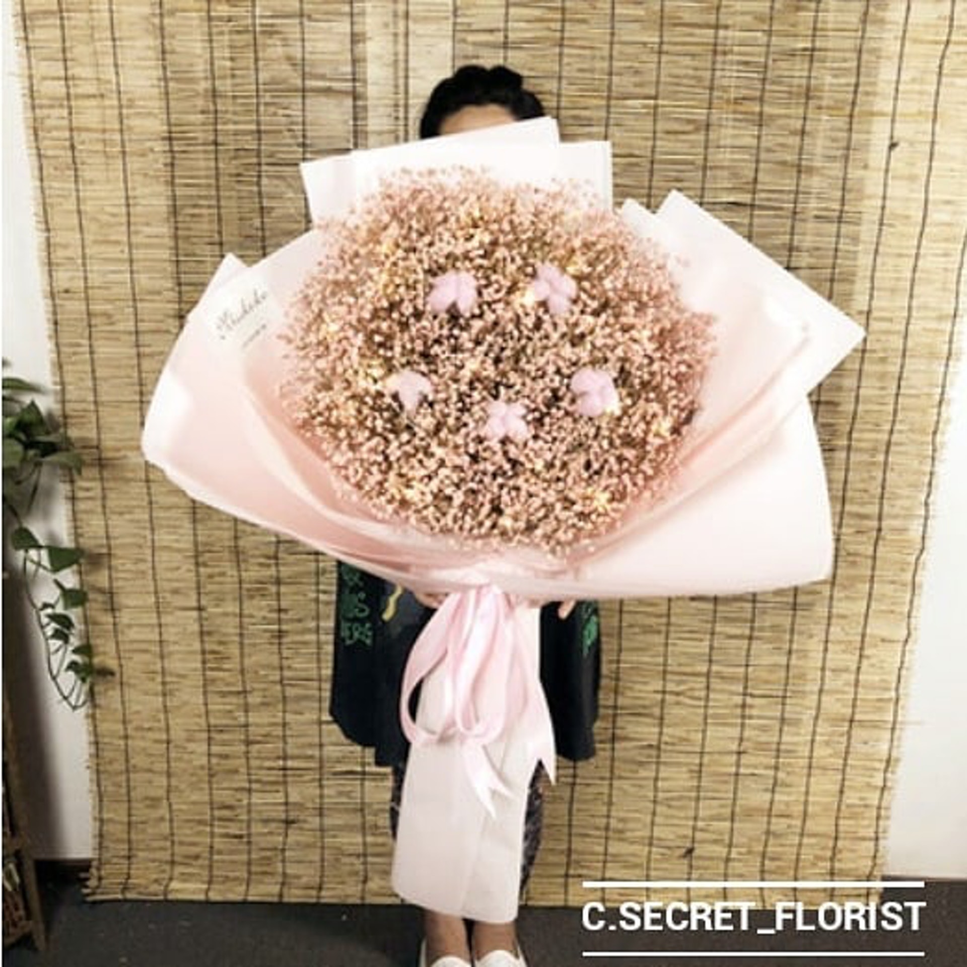 滿天星女王花束$800（Instagram：c.secret_florist）