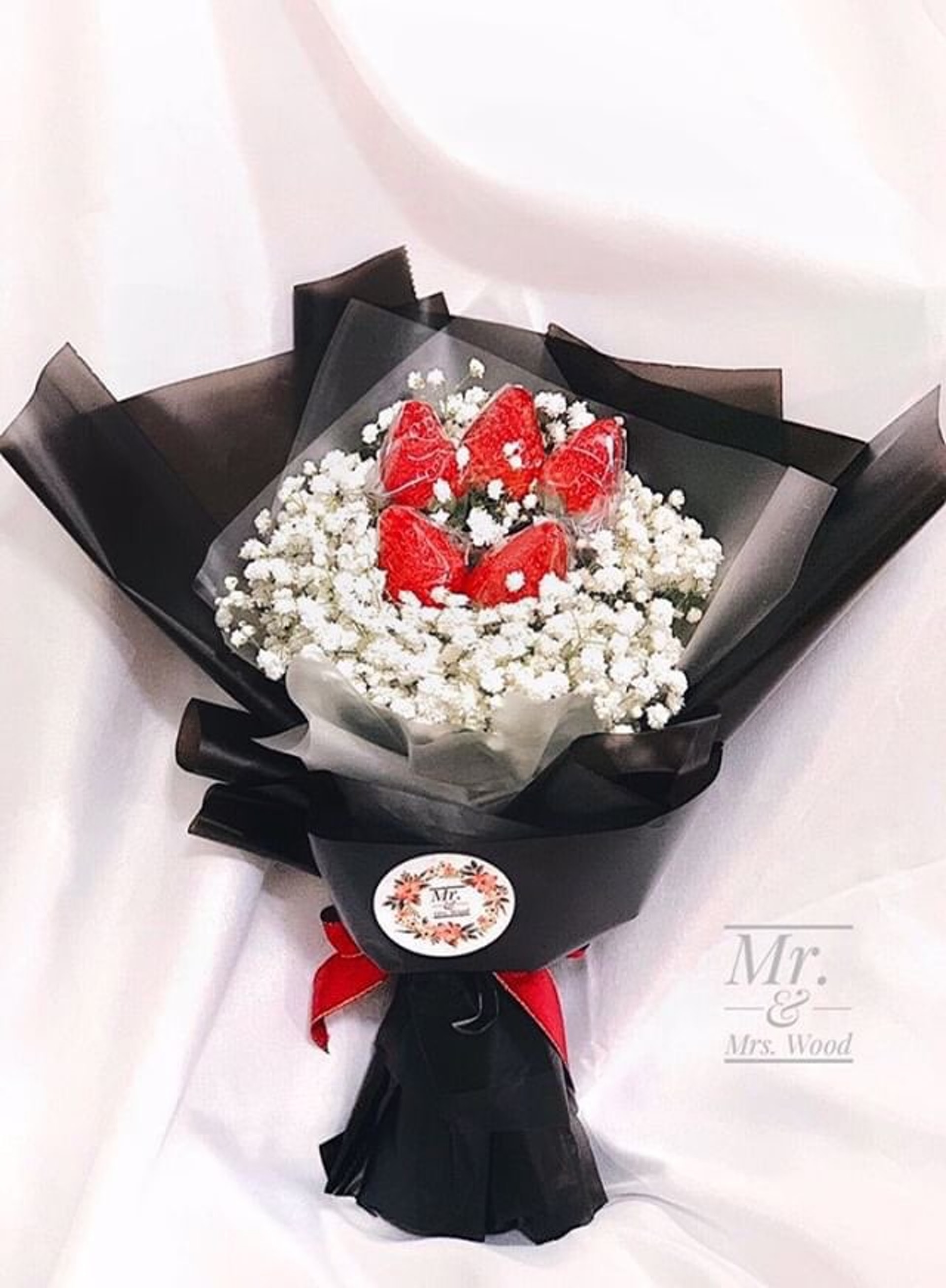 5粒日本士多啤梨花束$600(Instagram:mrmrs_wood) 5粒日本士多啤梨花束$600(Instagram:mrmrs_wood)