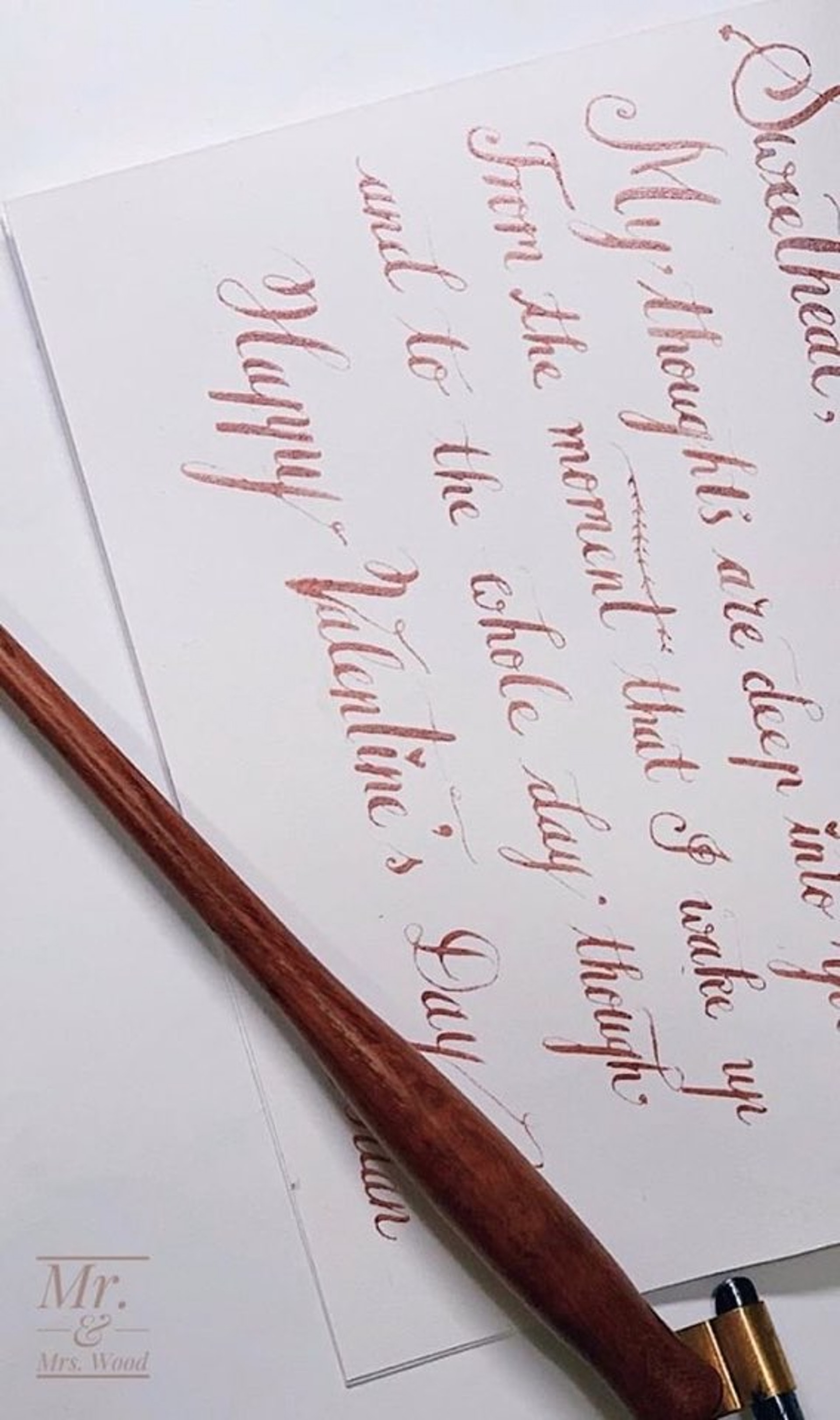 度身訂造的西洋書法心意卡(Instagram:mrmrs_wood) 度身訂造的西洋書法心意卡(Instagram:mrmrs_wood)