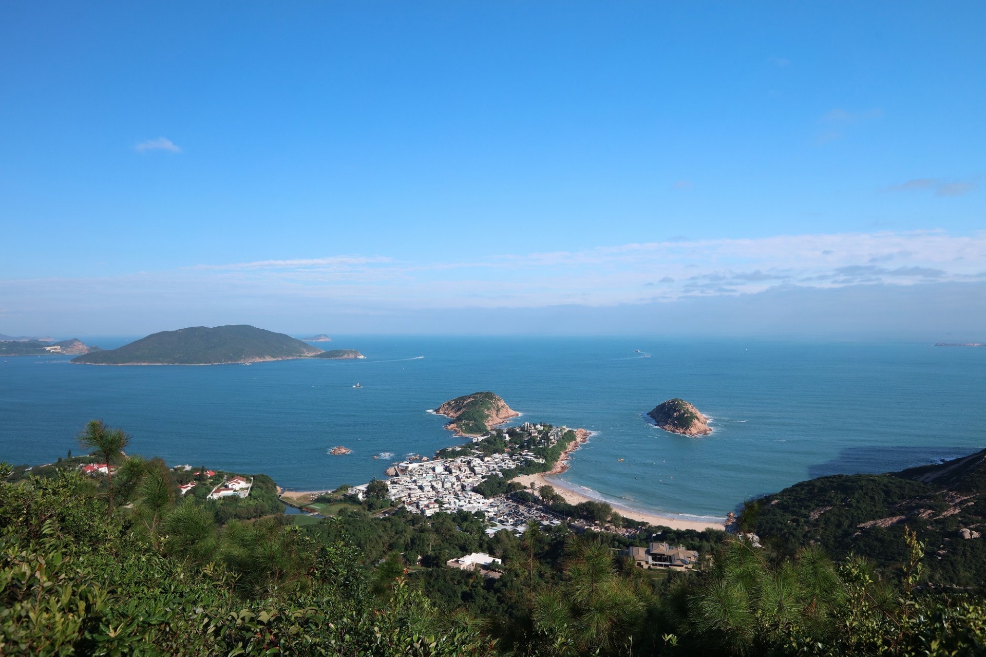 有說香港是風水福地,因為所居之地不乏山岳與大海,想行大運就要找「水源」與「靠山」之地!(圖片來源:Gettyimages) 香港景點