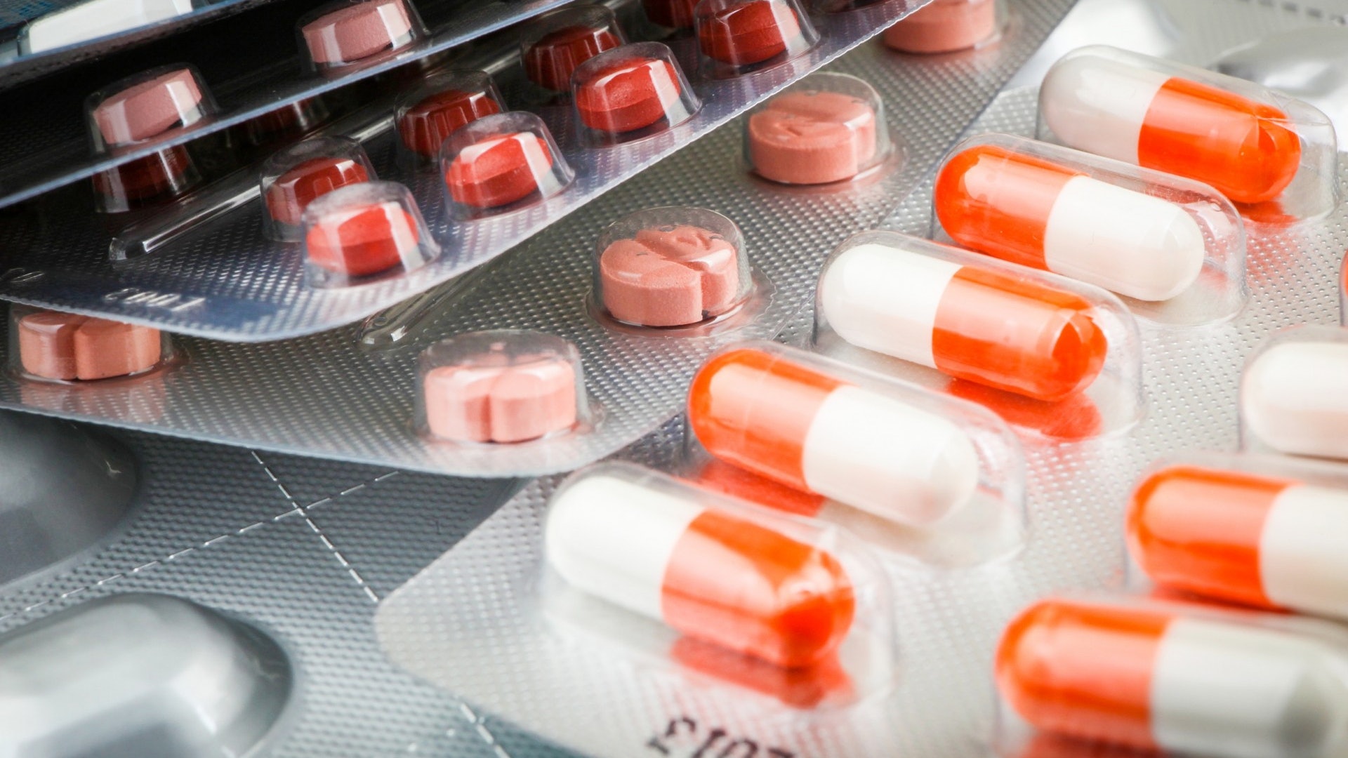 濫用抗生素 預防超級惡菌爆發喉嚨痛應避免服過量抗生素 濫用抗生素 預防超級惡菌爆發喉嚨痛應避免服過量抗生素