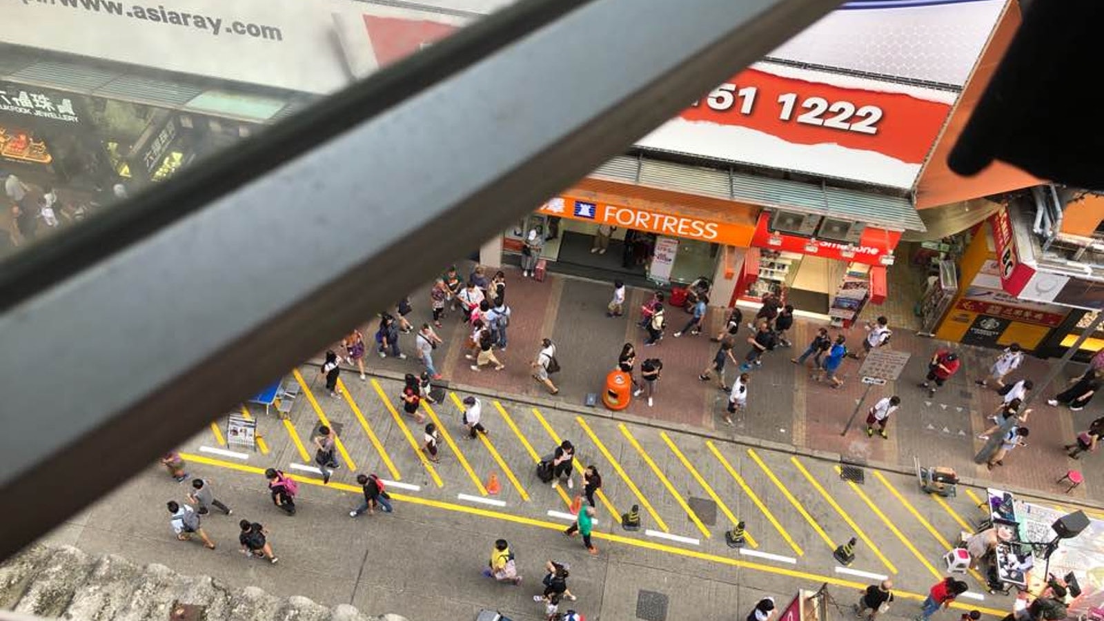 【殺街之後】旺角菜街舊款天眼維修費每年43萬 議員倡安裝新機 【殺街之後】旺角菜街舊款天眼維修費每年43萬 議員倡安裝新機