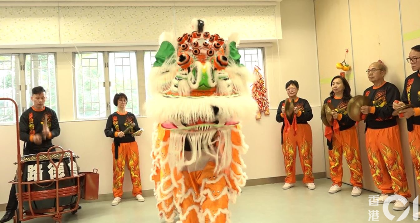 豬年2019．銀齡舞獅2】政府推動樂頤年68歲粵劇花旦潮學舞獅