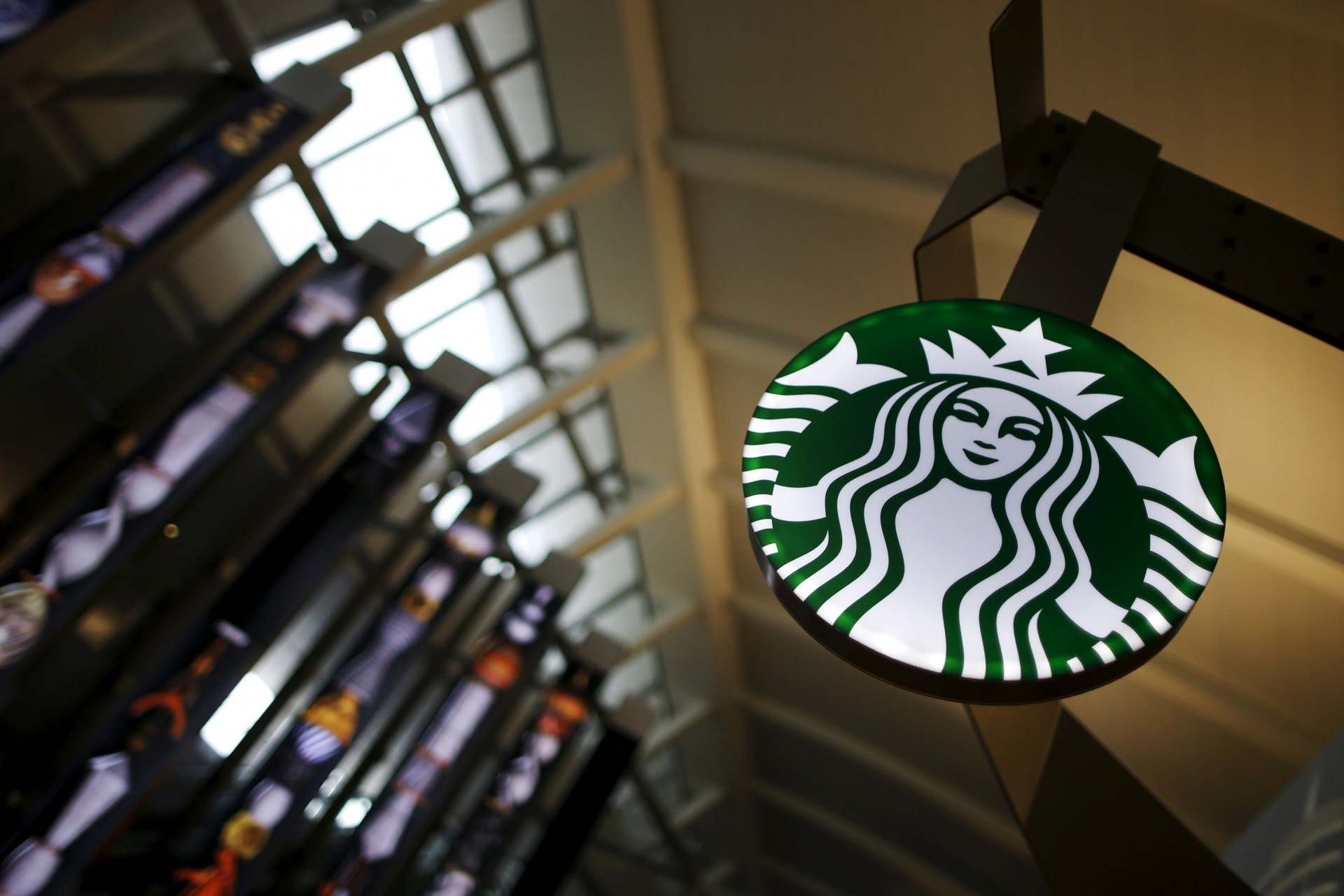 Starbucks行政總裁有信心　瑞幸咖啡今年無法超越他們