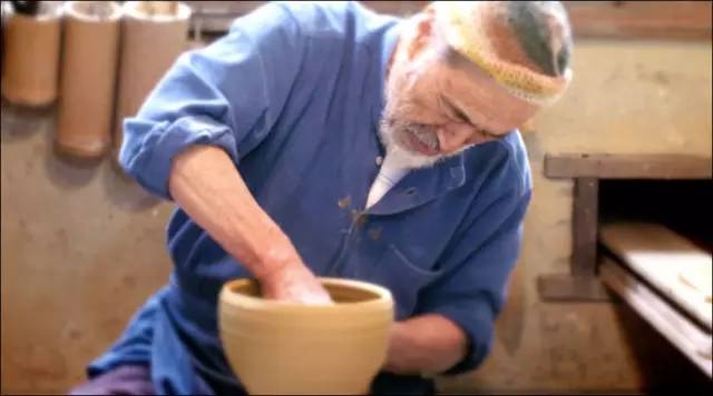 日本職人 13代人堅持 唐津燒 粗糙美感高價背後的陶藝精神 日本職人 13代人堅持 唐津燒 粗糙美感高價背後的陶藝精神