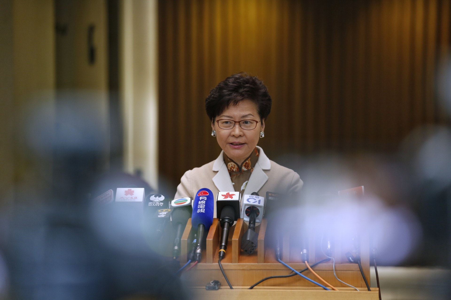 行政長官林鄭月娥公布,粵港澳大灣區發展規劃綱要將在日內由中央公布,三方政府會於下星期四(21日)在港舉行相關宣講會。(張浩維攝) 行政長官林鄭月娥公布,粵港澳大灣區發展規劃綱要將在日內由中央公布,三方政府會於下星期四(21日)在港舉行相關宣講會。(張浩維攝)