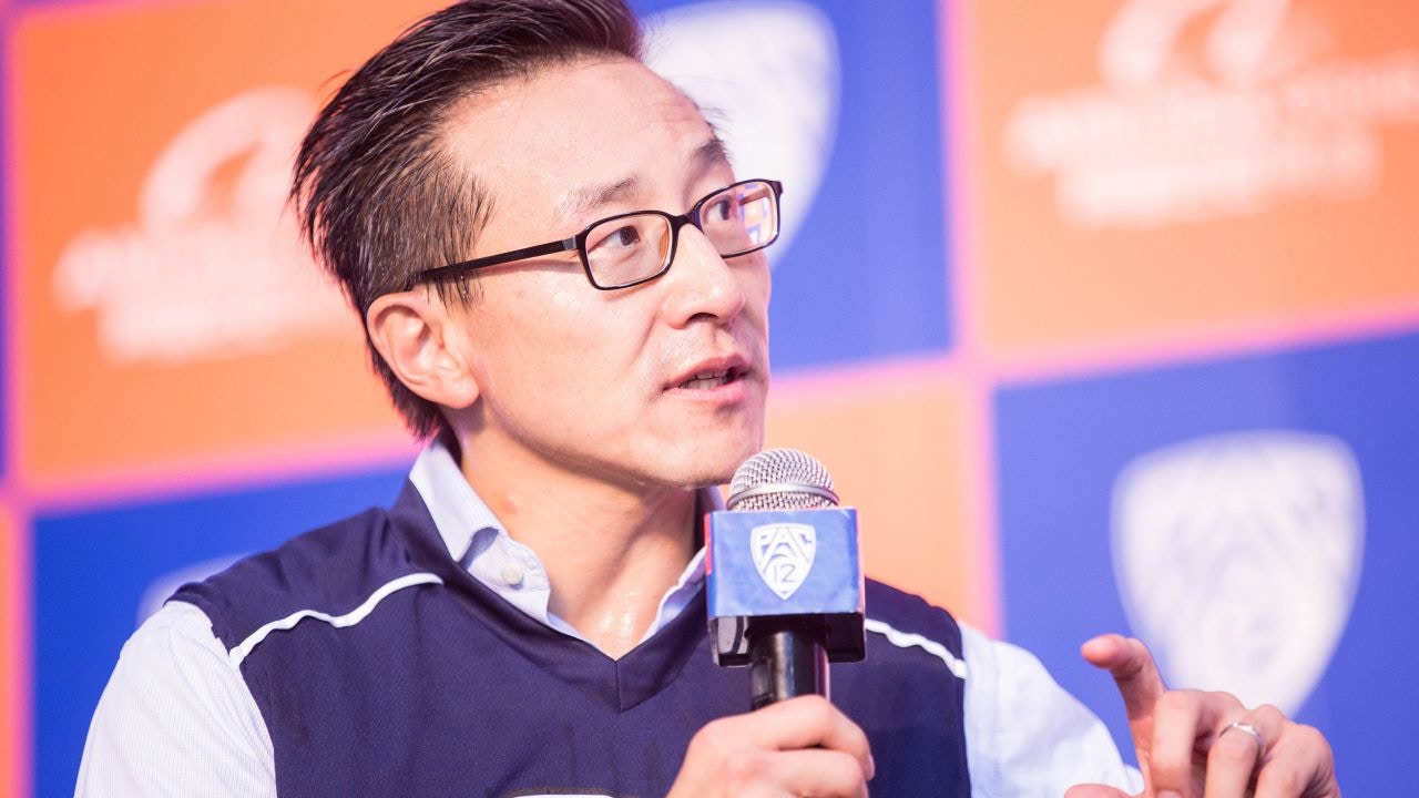 蔡崇信..阿里巴巴致力重立科技領導地位 工程師春節無休假研發AI
