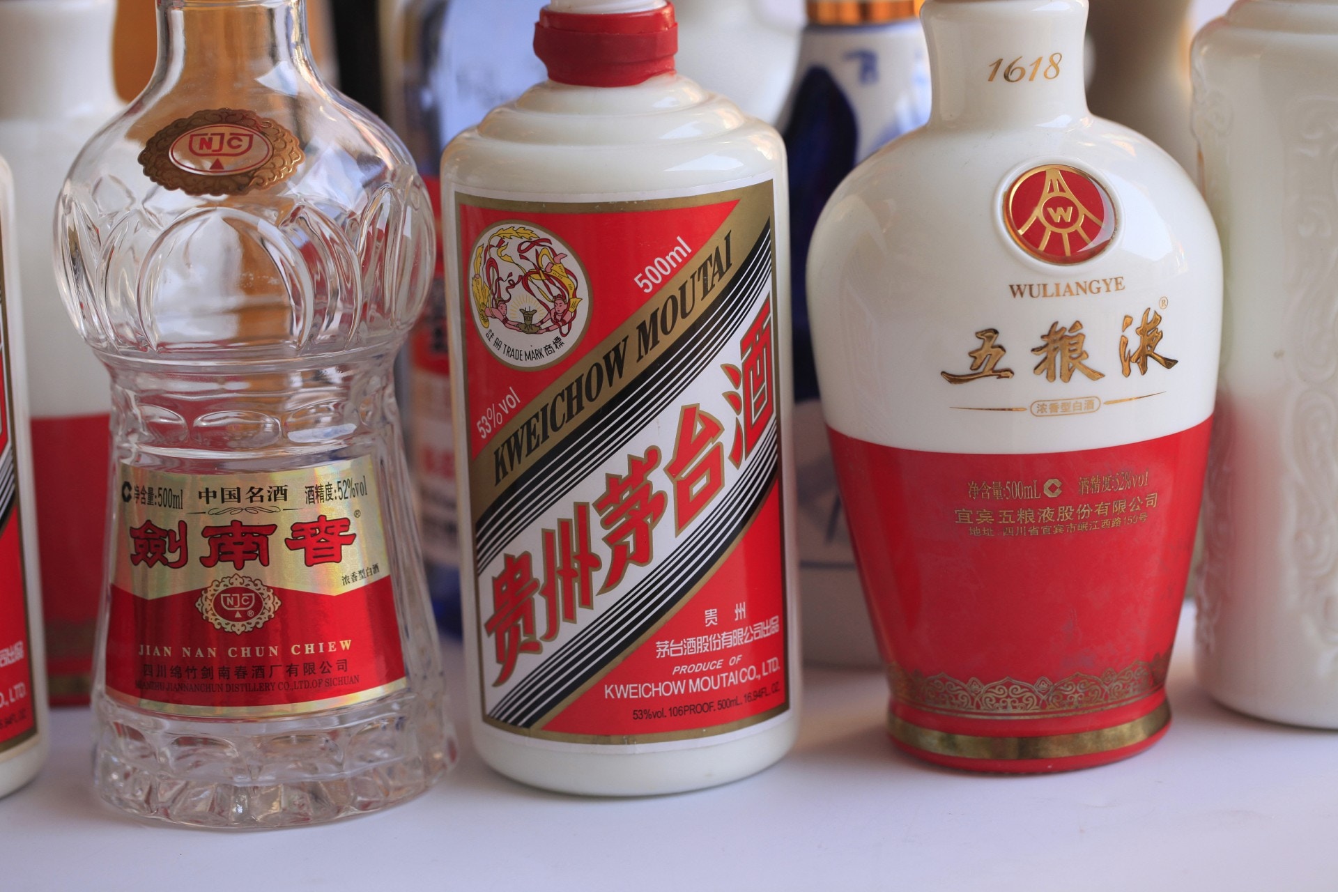 武漢父向13歲子灌白酒鍛鍊酒量　男童酒精中毒陷昏迷需送院搶救
