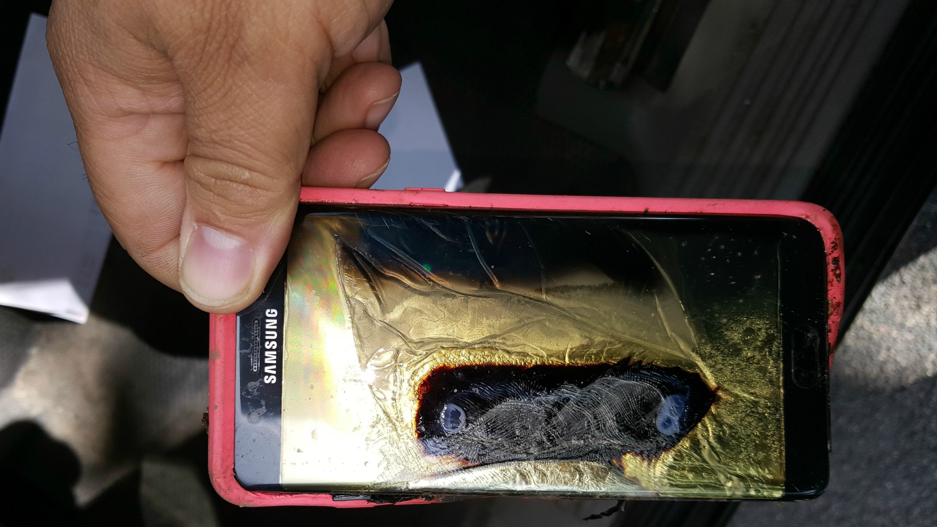 【Note 7停產】三星慮及消費者安全 終於宣布永久停產停售 【Note 7停產】三星慮及消費者安全 終於宣布永久停產停售