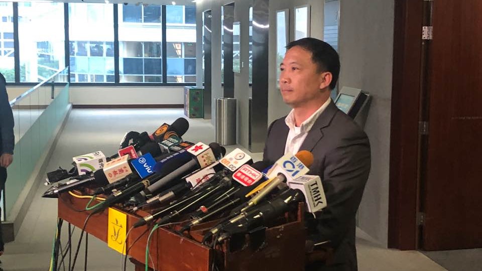 中聯辦宴請議員 泛民全杯葛 胡志偉:就國歌法等議題表達不滿 中聯辦宴請議員 泛民全杯葛 胡志偉:就國歌法等議題表達不滿