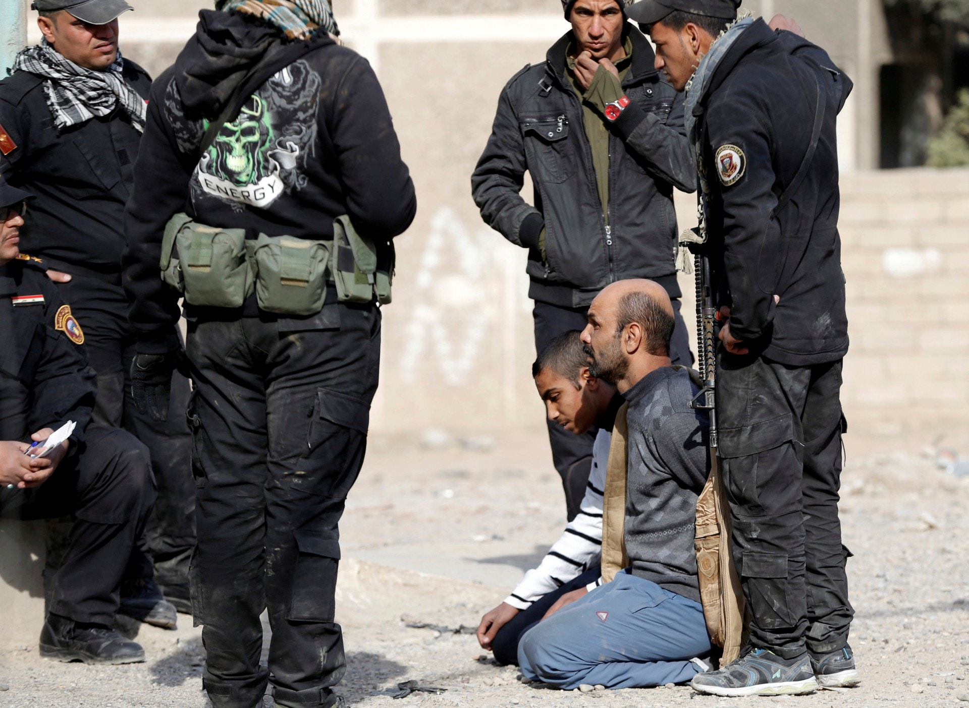 當日撕祖國護照　今日後悔欲回流　ISIS外國成員：求你畀我返來啦