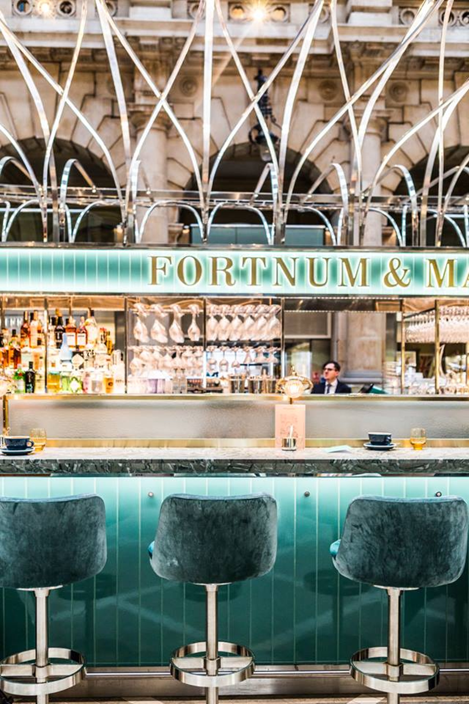 Fortnum & Mason(Fortnum & Mason Facebook) Fortnum & Mason(Fortnum & Mason Facebook)