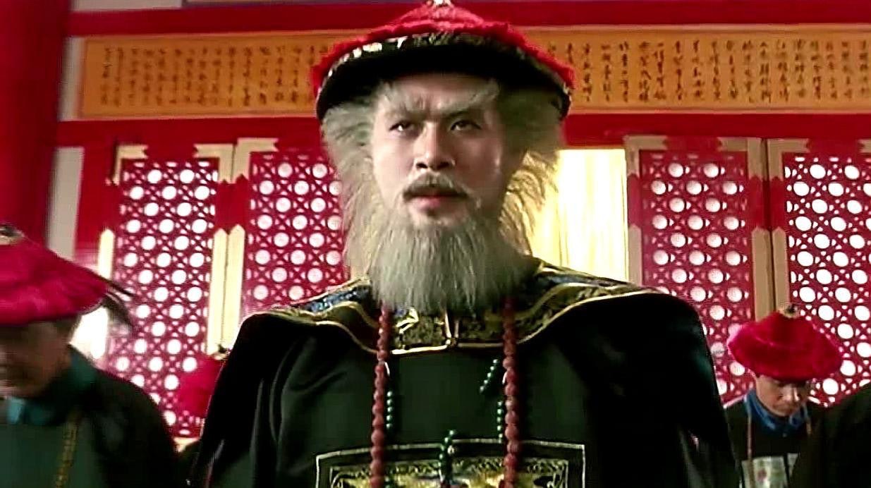 鰲拜在歷史上真有其人，為清康熙帝早年輔政大臣之一，號稱「滿洲第一勇士」，權傾朝野。圖為示意圖。（電影《鹿鼎記》劇照）