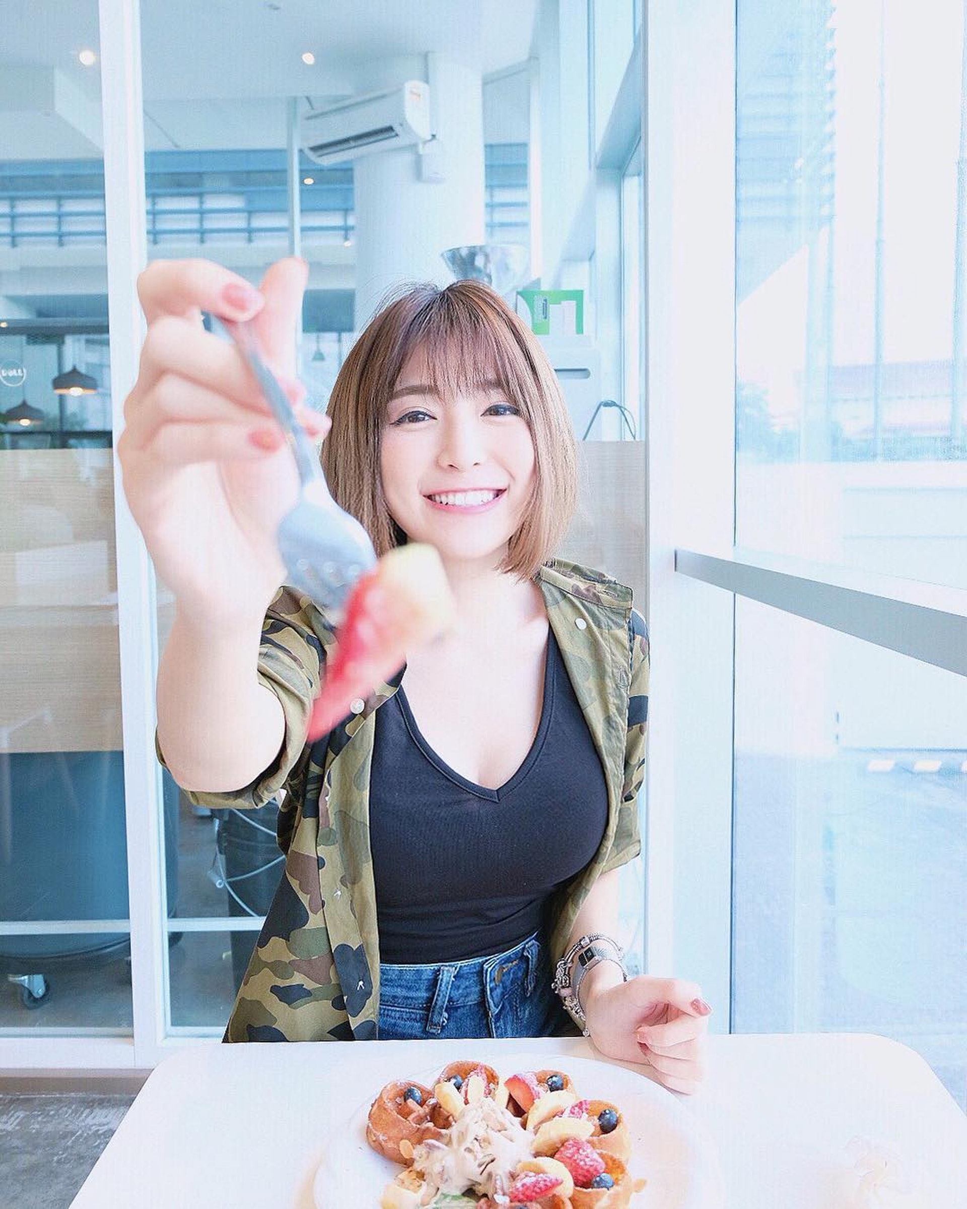 黃潔琪(Miko Wong)真的很「Girlfriend-able」,令人有戀愛的感覺。(IG圖片) 黃潔琪(Miko Wong)真的很「Girlfriend-able」,令人有戀愛的感覺。(IG圖片)