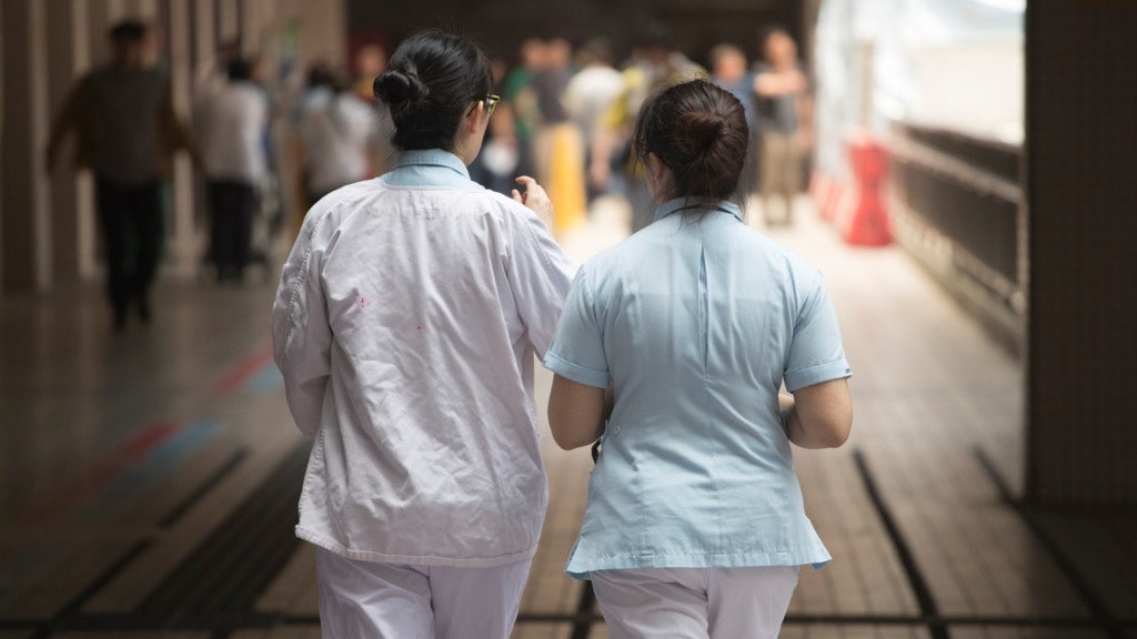 醫管局支援職系員工代表:倘今會面未達共識 有員工要求激烈行動 醫管局支援職系員工代表:倘今會面未達共識 有員工要求激烈行動