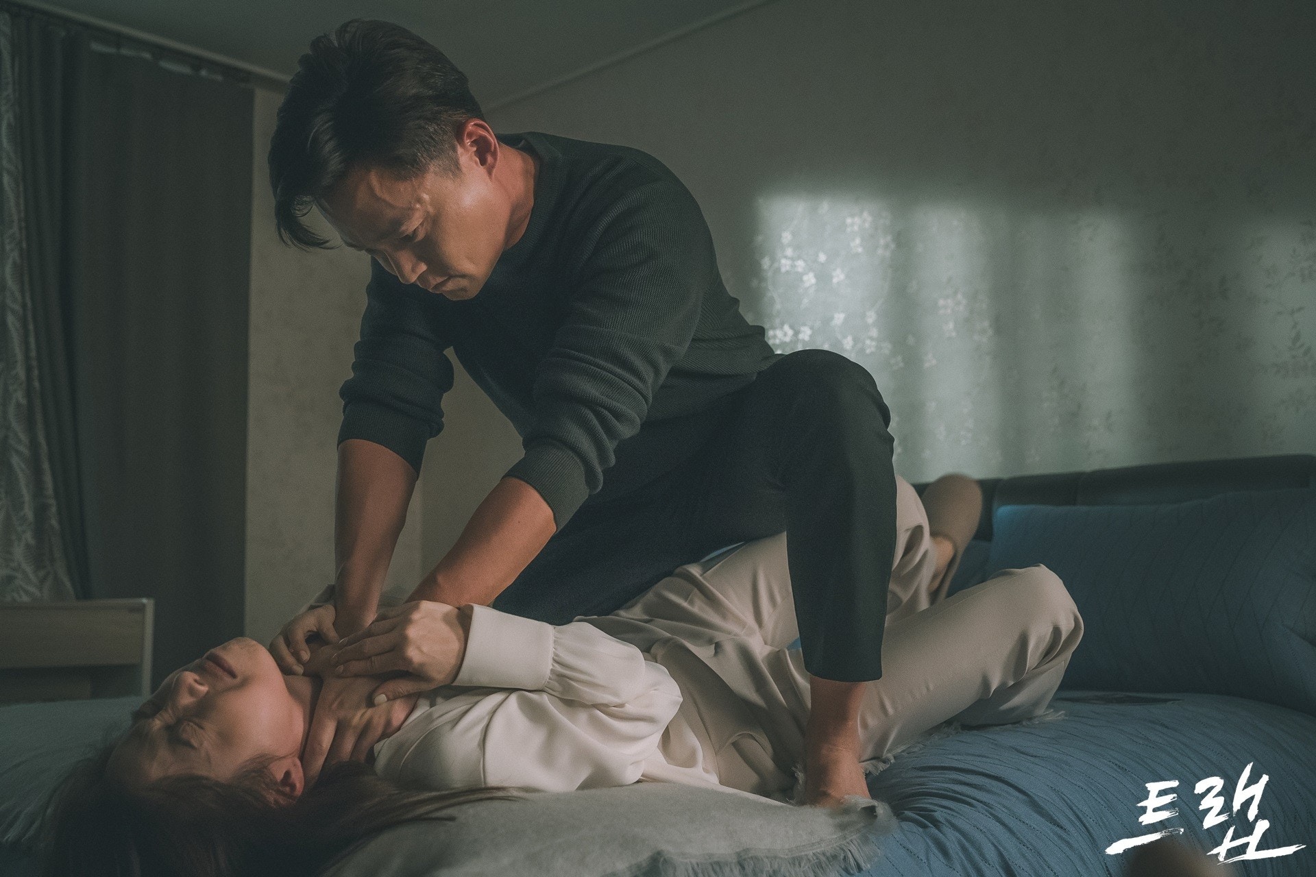 圈套】多套偵探韓劇成燒腦神作側寫師發掘破案關鍵有幾堅？