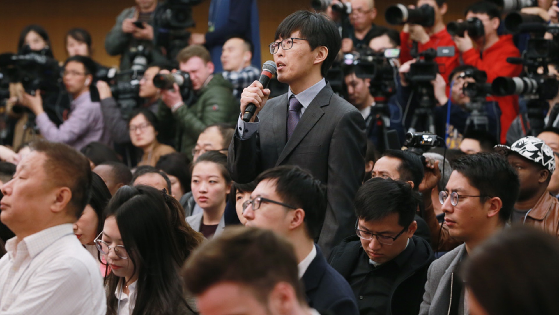 韓聯社記者提問。(新華社)