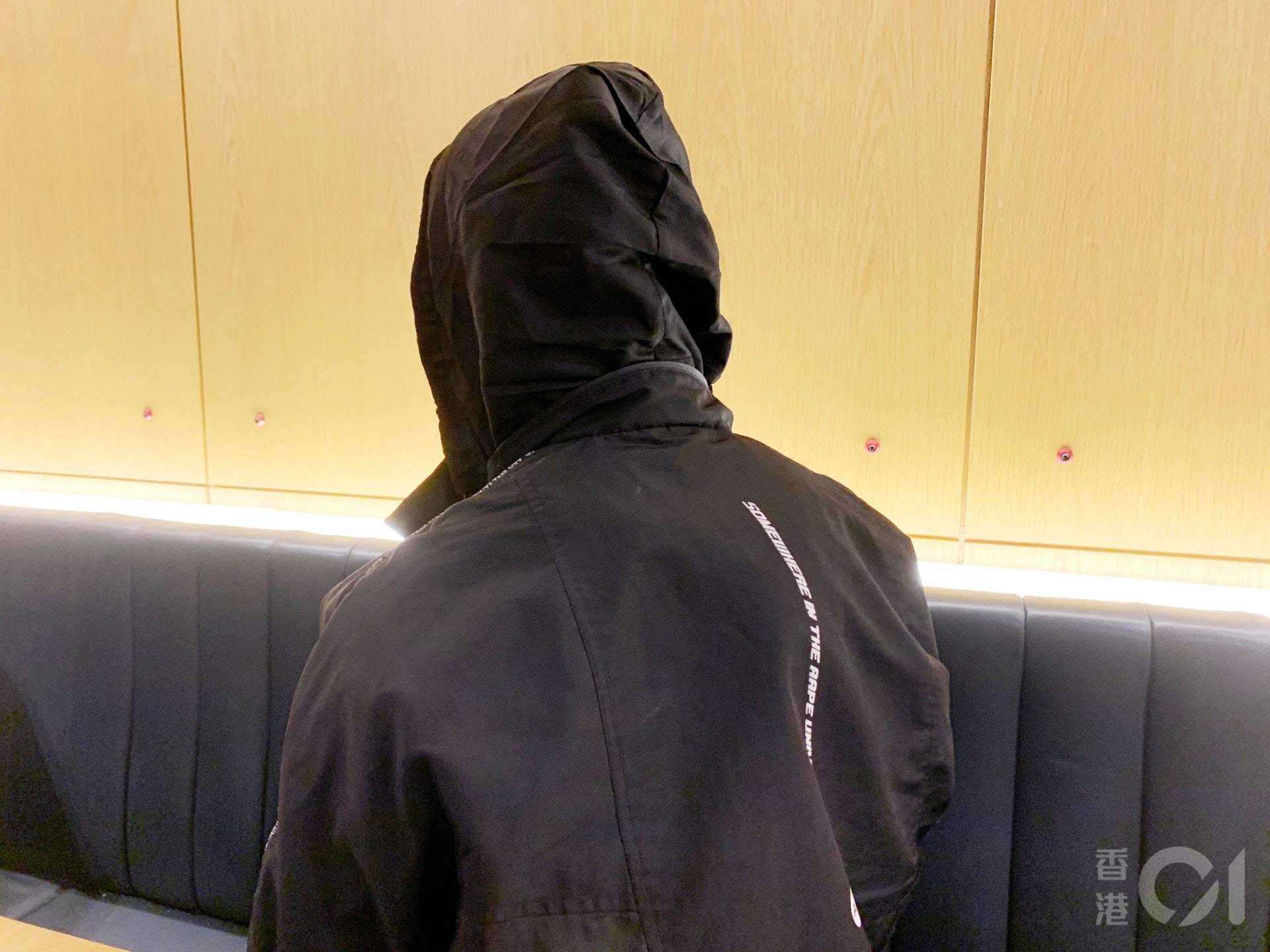 中港假結婚 為50萬假結婚申閩男到港港女悔上身 現在好驚 中港假結婚 為50萬假結婚申閩男到港港女悔上身 現在好驚