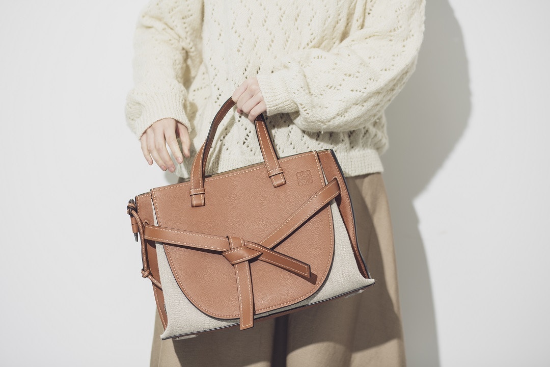よる【ロエベ】GATE TOP HANDLE GRID BAG Gate Top Handle Loewe Bags