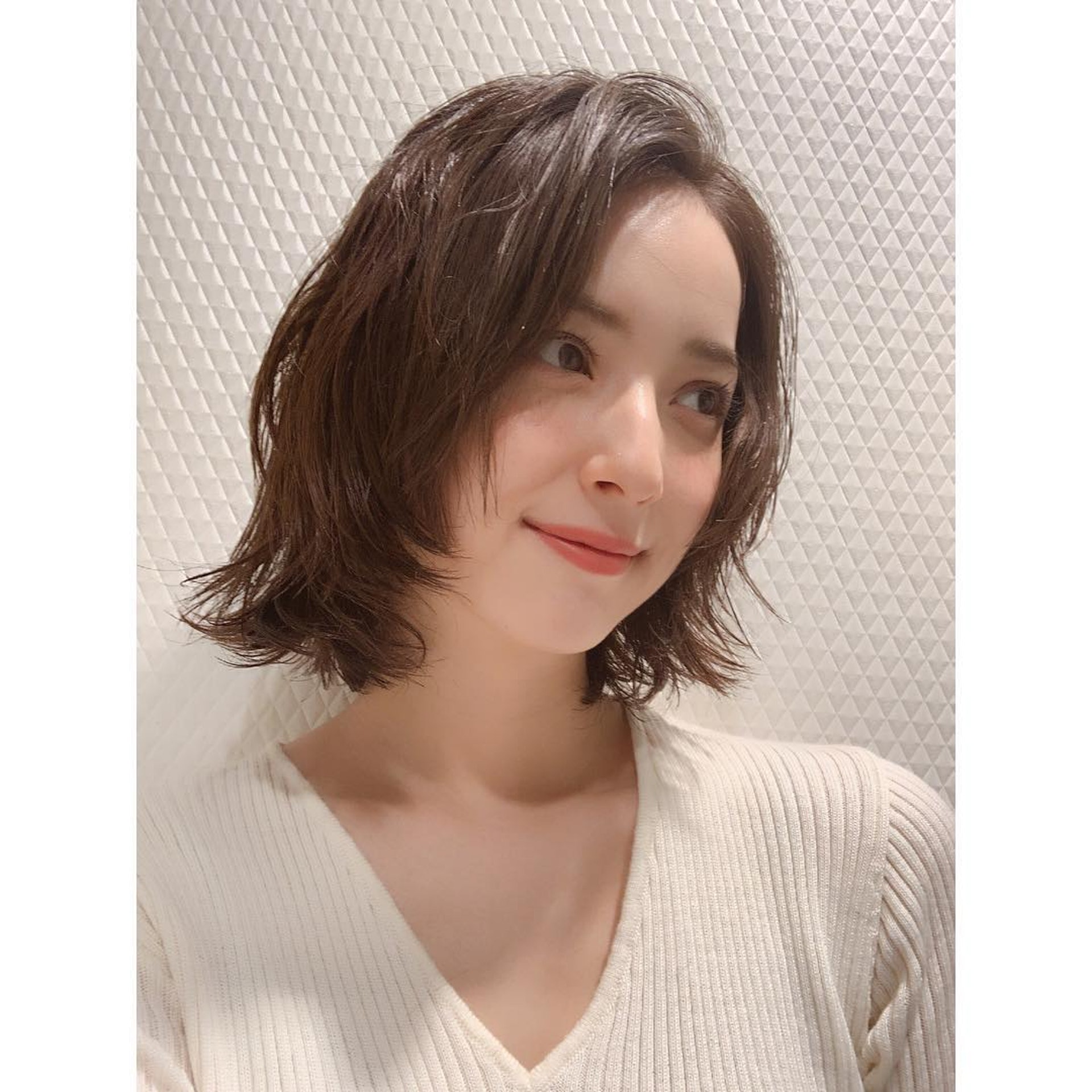 佐佐木希樣貌清純,笑容甜美,是不少男士心目中的女神。(IG圖片) 佐佐木希樣貌清純,笑容甜美,是不少男士心目中的女神。(IG圖片)