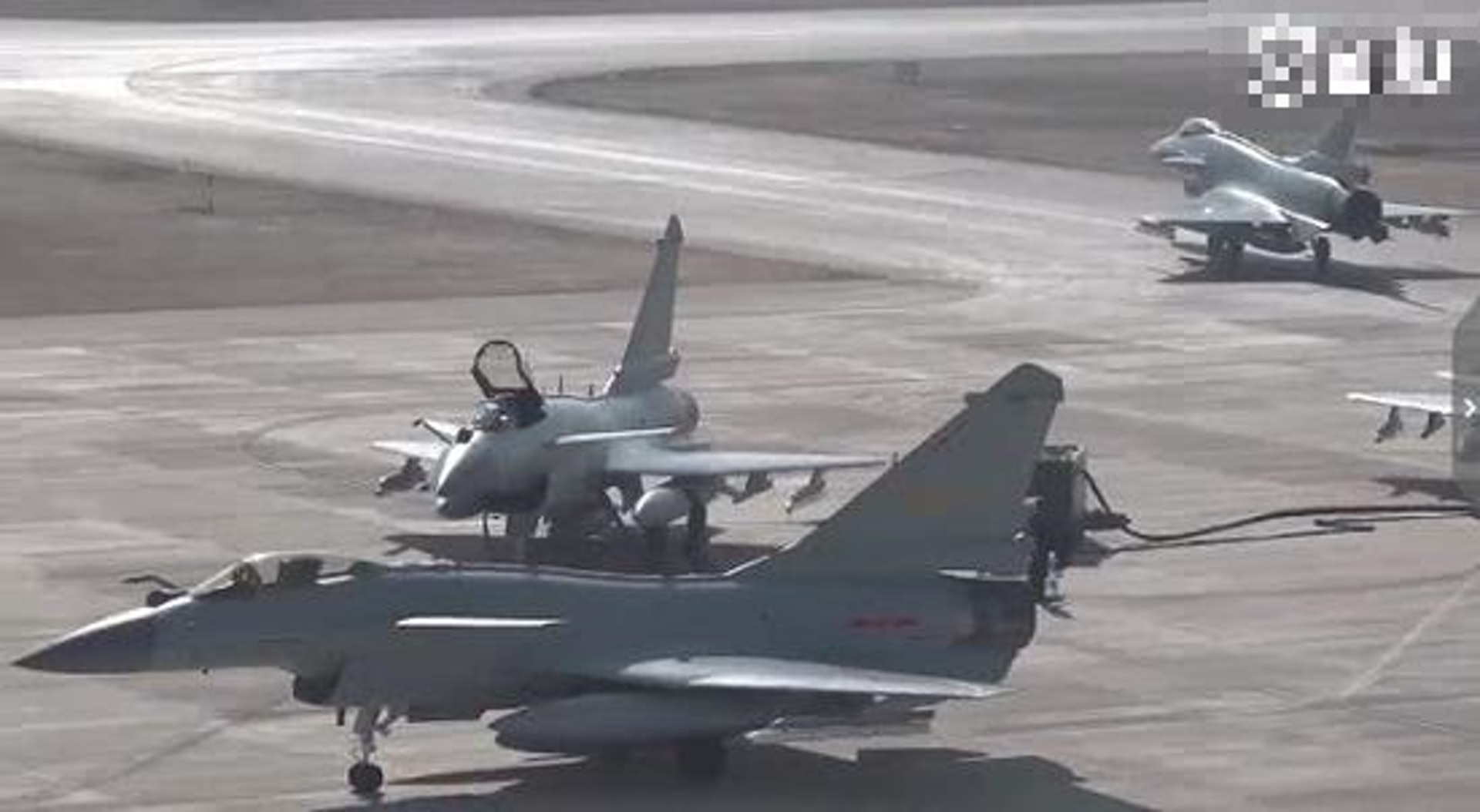 殲-10C已經在巴基斯坦參加過兩國空軍聯合空戰訓練。(網上圖片) 殲-10C已經在巴基斯坦參加過兩國空軍聯合空戰訓練。(網上圖片)