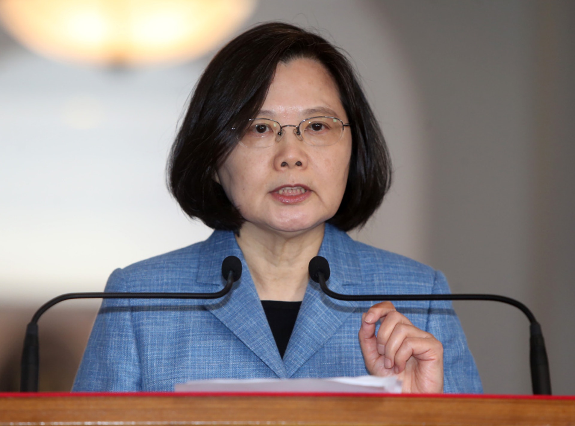 民進黨蔡英文在一股「反國民黨、抗中」的浪潮中上台,表現卻未能令年輕人滿意。(資料圖片)