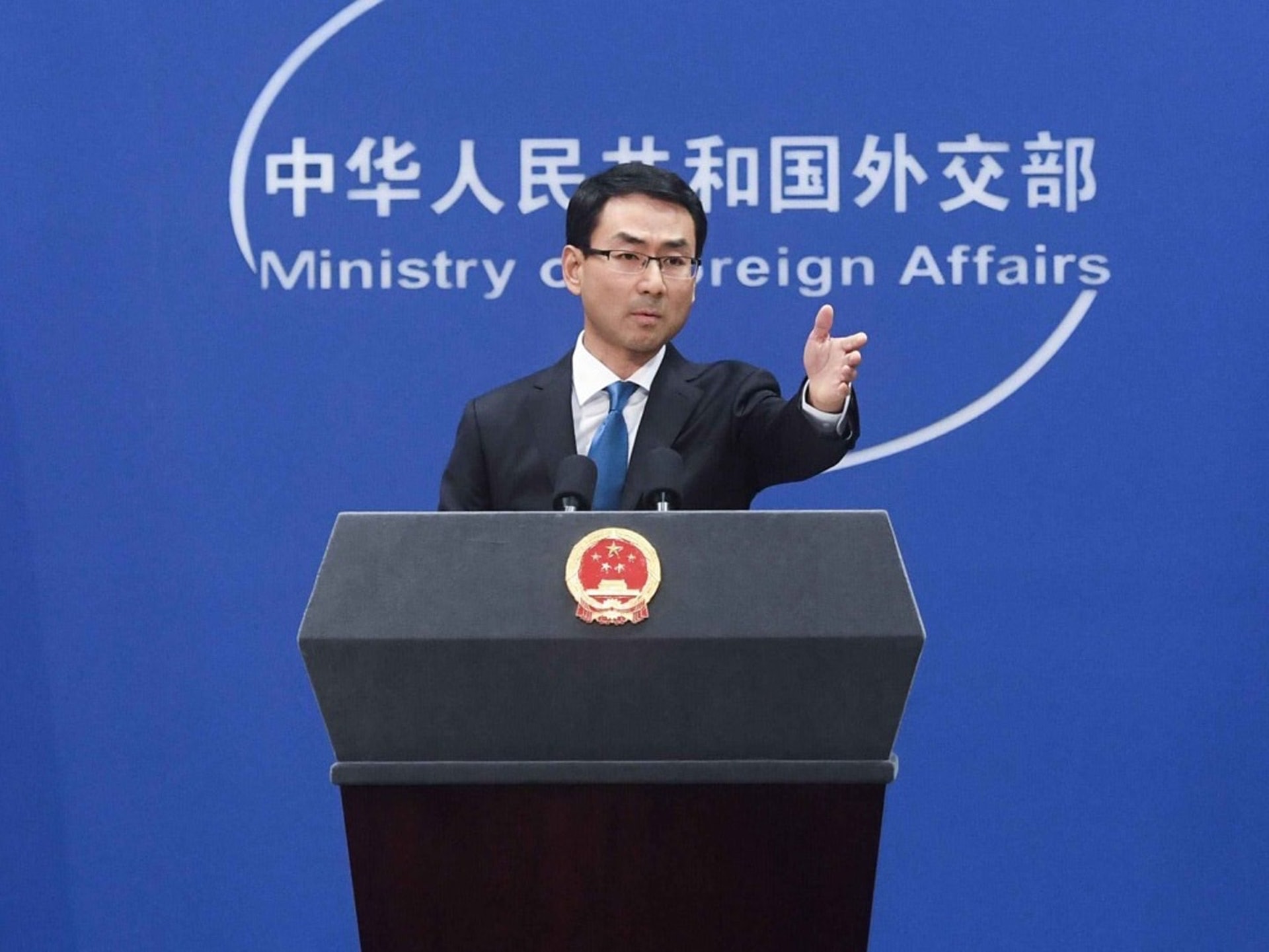 中國外交部發言人耿爽稱,包括達賴喇嘛在內的活佛轉世都應該遵守國家的法律、法規,遵循宗教的儀軌和歷史定制。(資料圖片)