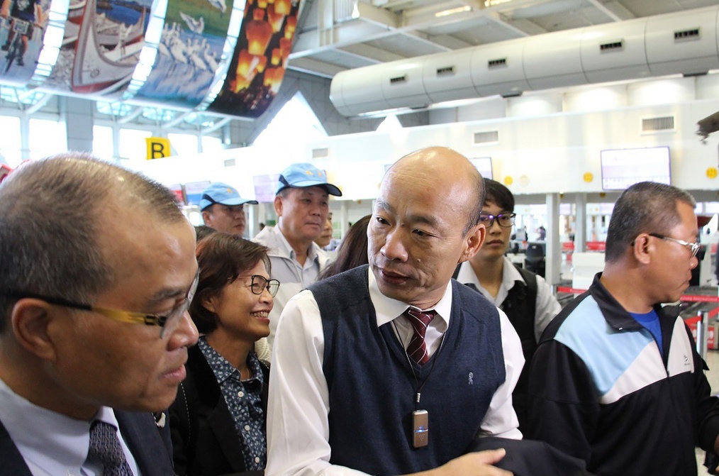 韓國瑜今早由高雄小港機場出發，飛往香港。（中央社）