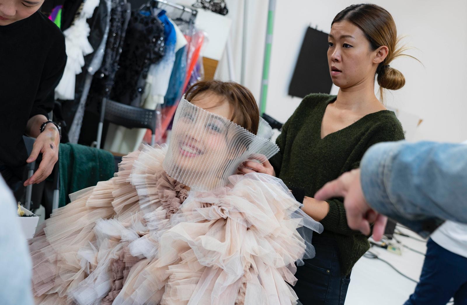 Joey又透露自己已经开始备战：“Keep好自己身体，准备最佳状态，我发觉做演唱会最紧要系体力同健康，太瘦就冇营养又唔够抵抗力去战斗，所以keep fit同调理身体会同步进行，唔会比自己病。”