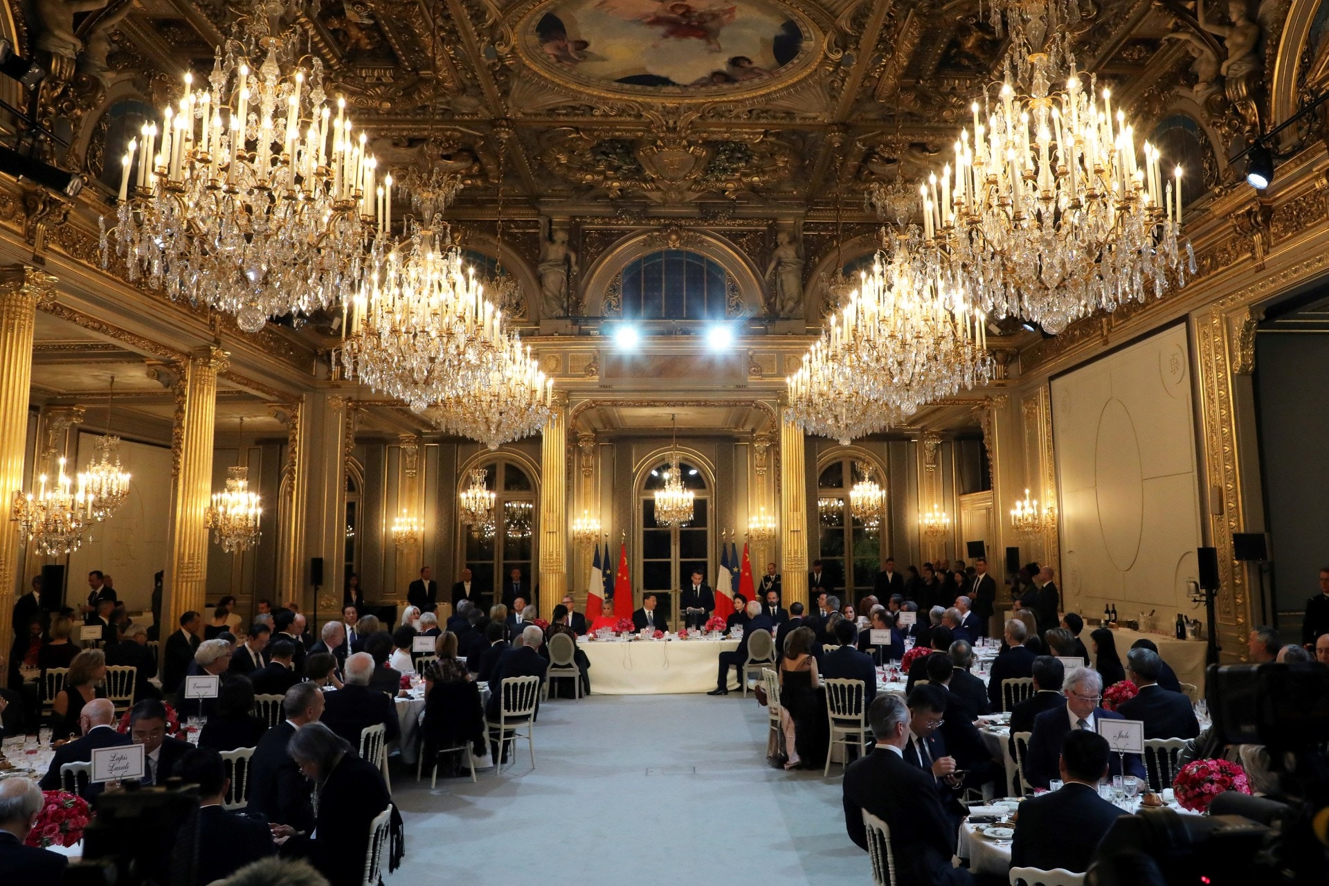 歡迎晚宴在巴黎愛麗舍宮（Palais de l'Élysée）舉行。（路透社）