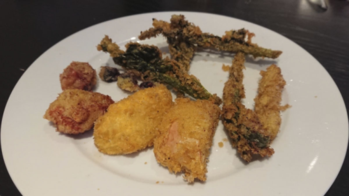 【另類食評】網民玩命實測「炸乜都好食？」　炸龜苓膏最後變成咁