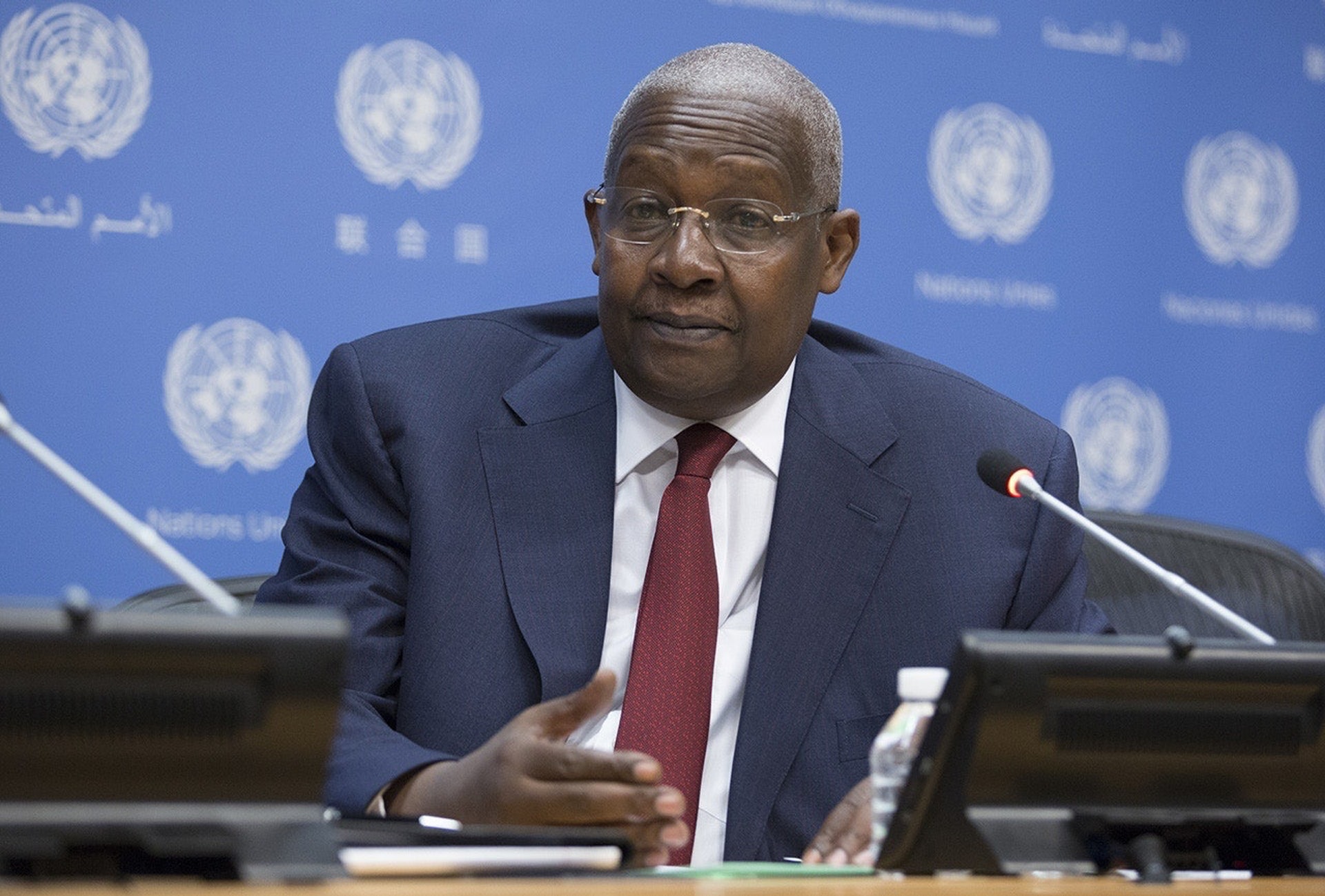 何志平又被指向烏干達前外長庫泰薩行賄,向其提供50萬美元捐款。(資料圖片/視覺中國) 何志平又被指向烏干達前外長庫泰薩行賄,向其提供50萬美元捐款。(資料圖片/視覺中國)