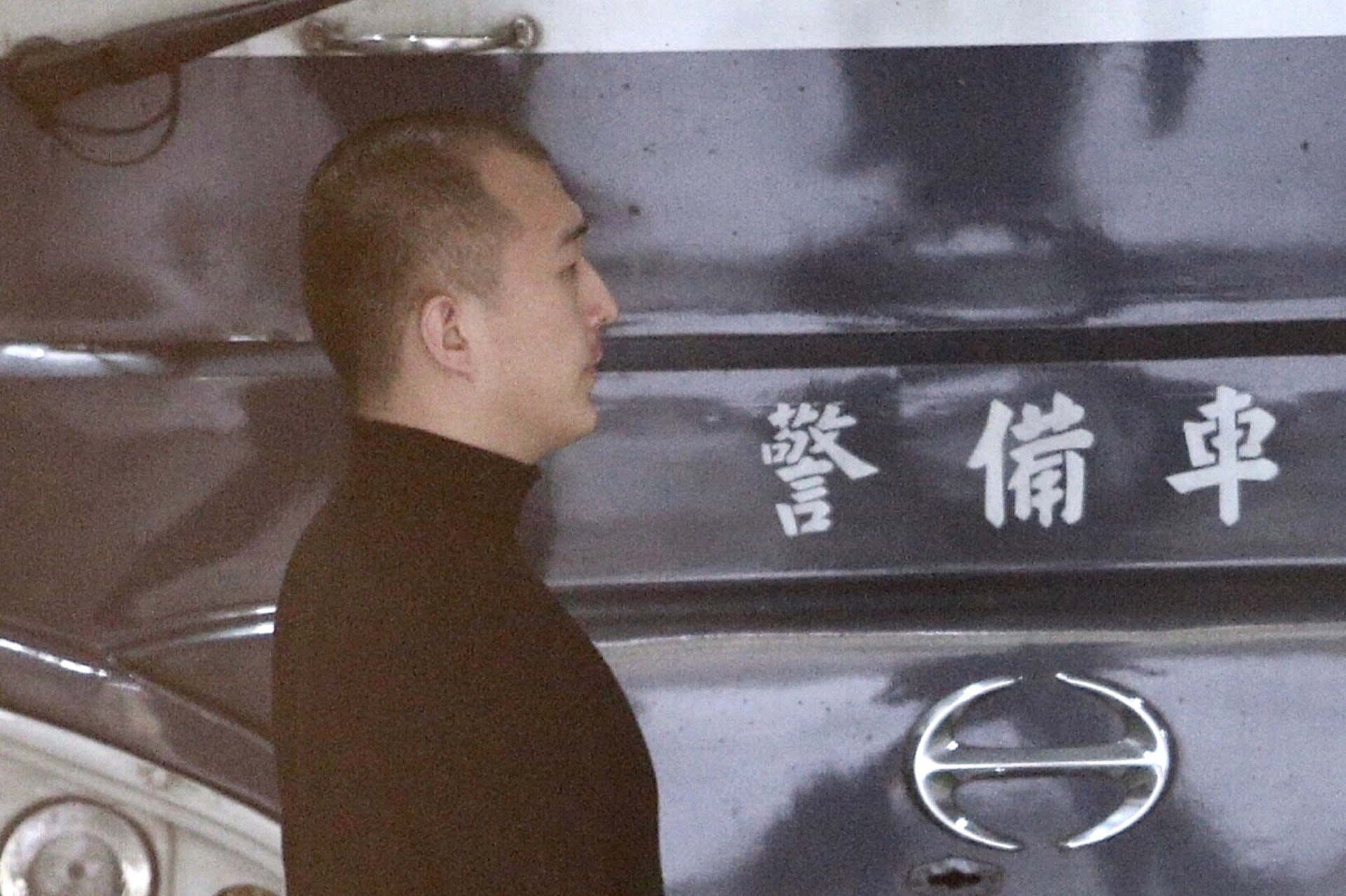 大陸赴台學生周泓旭被控刺探外交機密並在台灣發展共謀組織,涉嫌吸收一名外交人士未遂。台灣高院去年二審維持原判1年2月有期徒刑,最高法院本月14日再駁回上訴,全案定讞。(中央社)