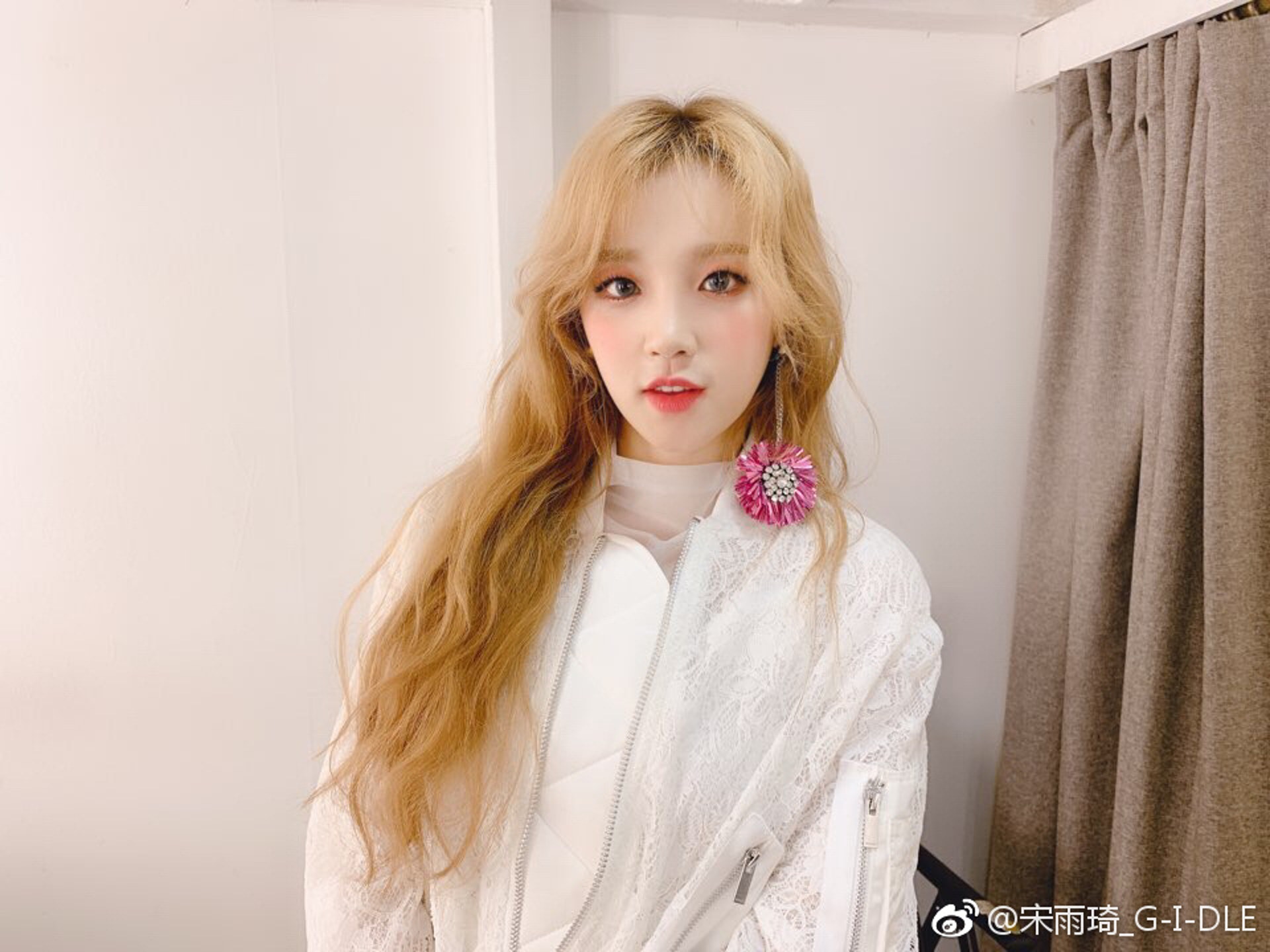 宋雨琦今年只有19歲,應能為節目加入很多生氣!(宋雨琦微博) 宋雨琦今年只有19歲,應能為節目加入很多生氣!(宋雨琦微博)