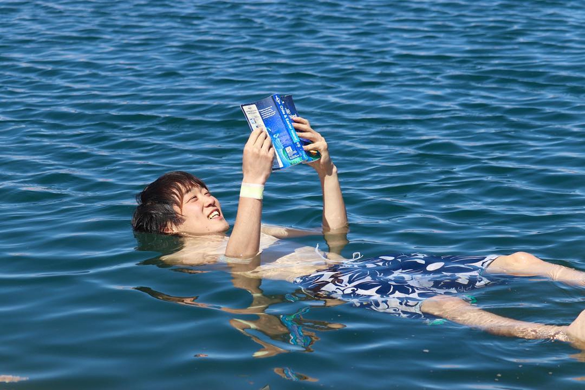 死海(圖片來源:__yu810@IG) 死海(圖片來源:__yu810@IG)