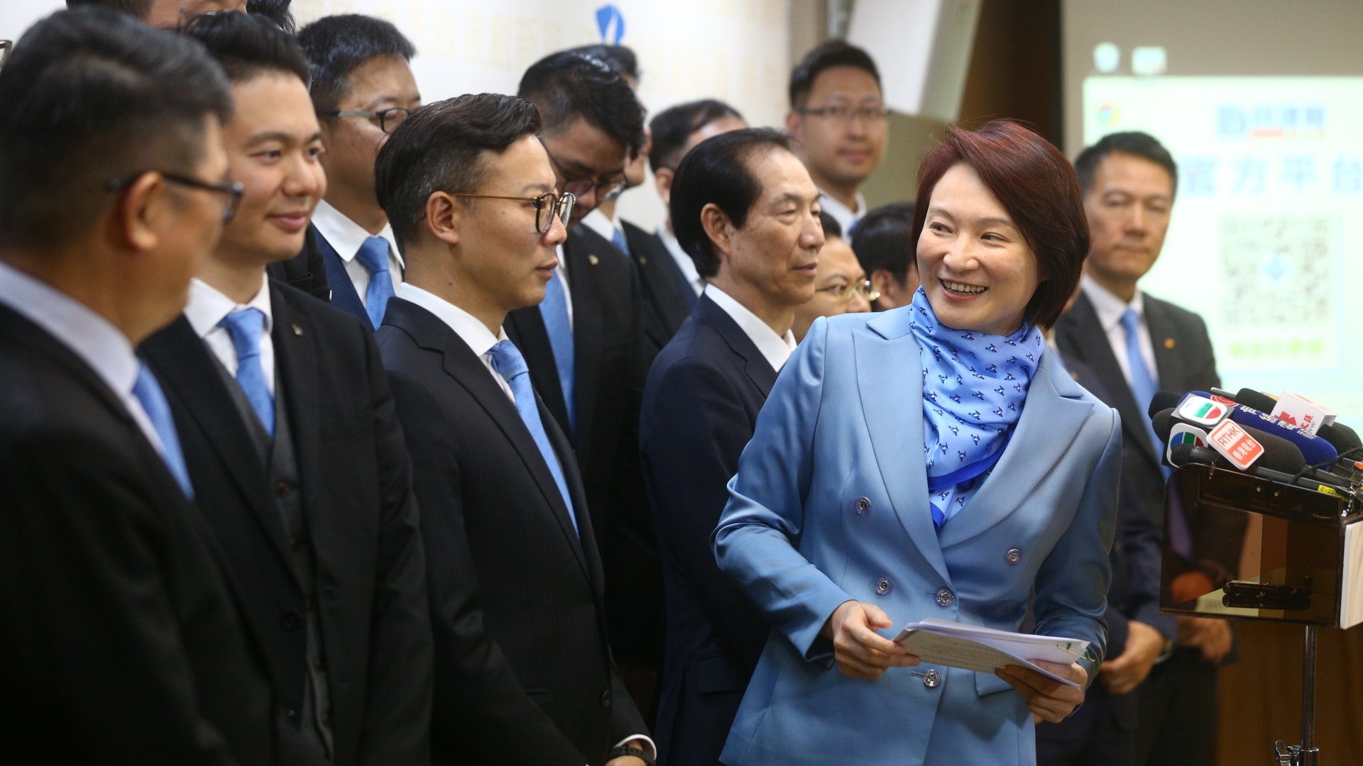 陳學鋒接任民建聯副主席 許曉暉胞弟許正宇入常委會 陳學鋒接任民建聯副主席 許曉暉胞弟許正宇入常委會