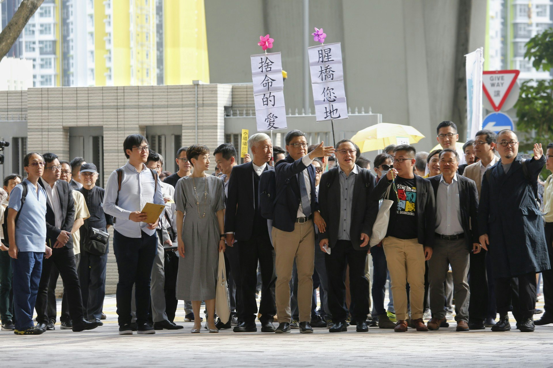法庭裁定「佔中三子」戴耀廷、陳健民和朱耀明等九人均有罪名成立。(張浩維攝) 法庭裁定「佔中三子」戴耀廷、陳健民和朱耀明等九人均有罪名成立。(張浩維攝)