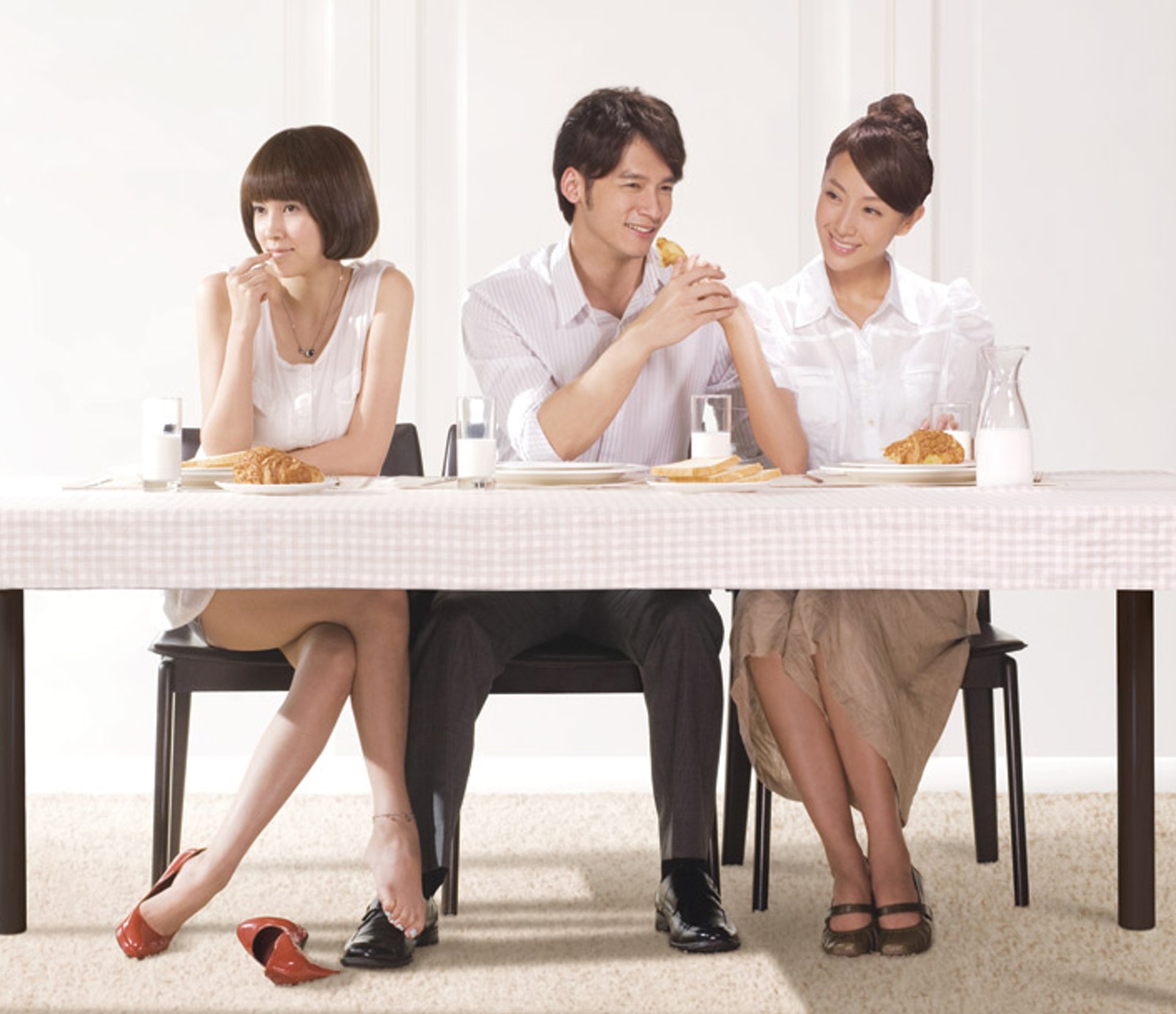 兩人當年在劇中因小三介入而離婚收場。(《犀利人妻》劇照) 兩人當年在劇中因小三介入而離婚收場。(《犀利人妻》劇照)