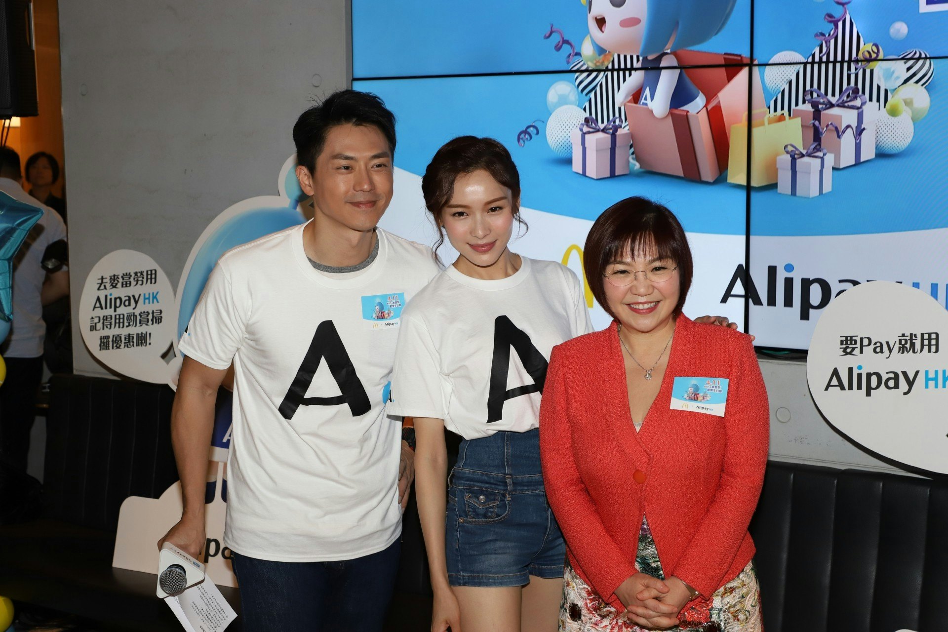 森美表示兒子外國留學經濟負擔重,所以要密密工作搵真銀。(劉智源攝) 森美表示兒子外國留學經濟負擔重,所以要密密工作搵真銀。(劉智源攝)