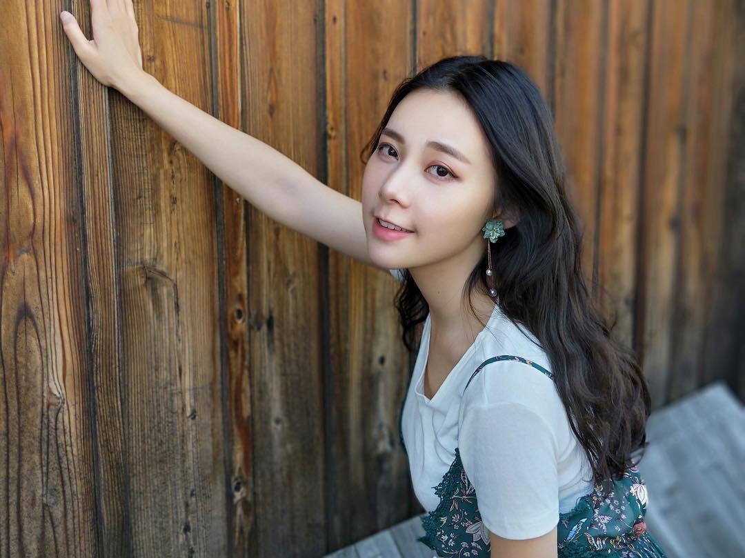 張香香 多圖】台灣性感網紅張香香IG晒美照引暴動！
