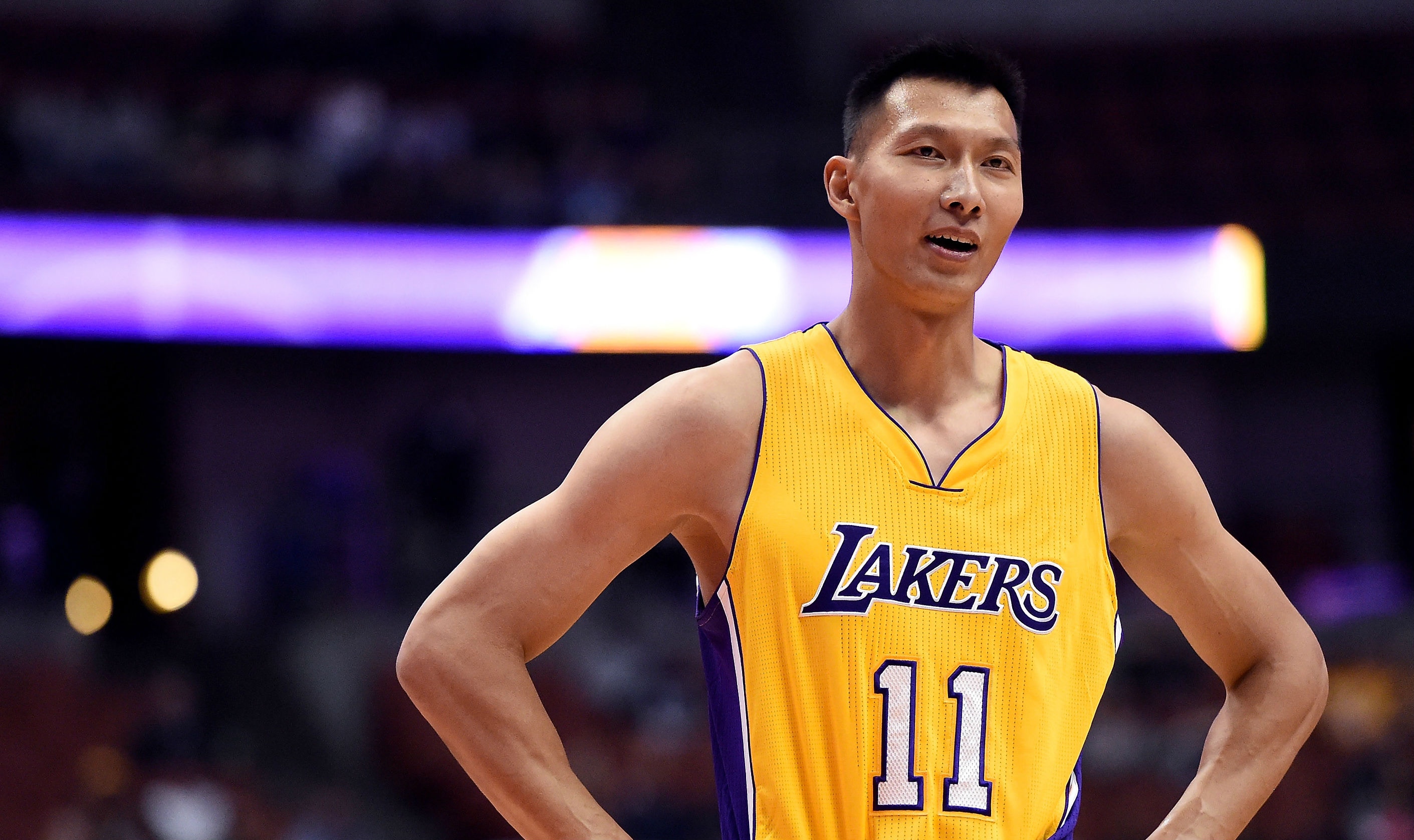 CBA】中國籃協強制球員穿李寧牌Nike代言人易建聯回歸有障礙