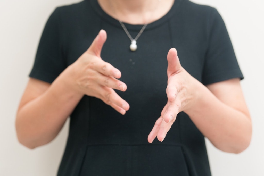 手語是聾人常見的溝通方式，不過並非世界共通，各地的手語亦有所不同。（資料圖片／吳鍾坤攝）